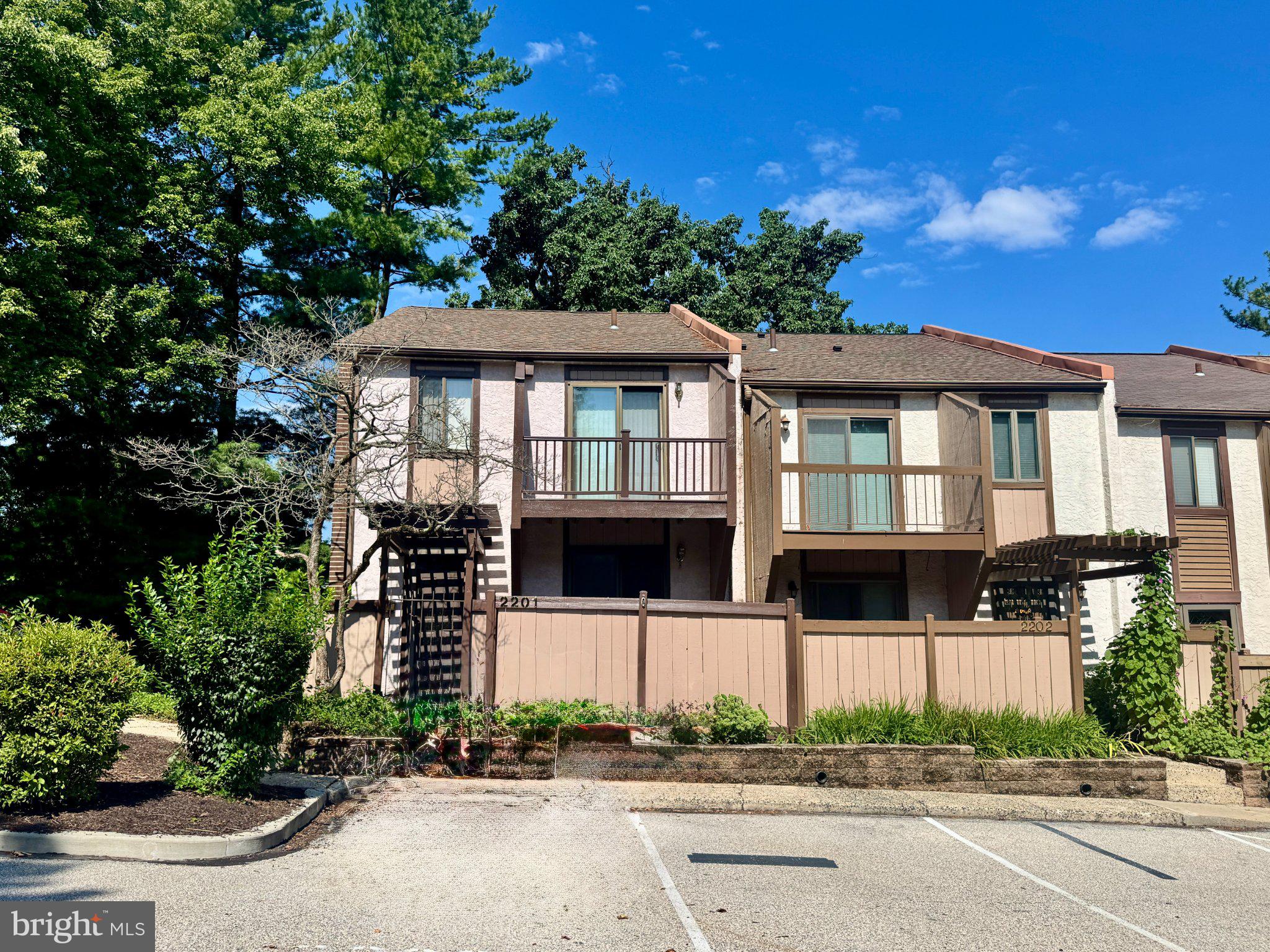 2201 BRANDENBURG WAY