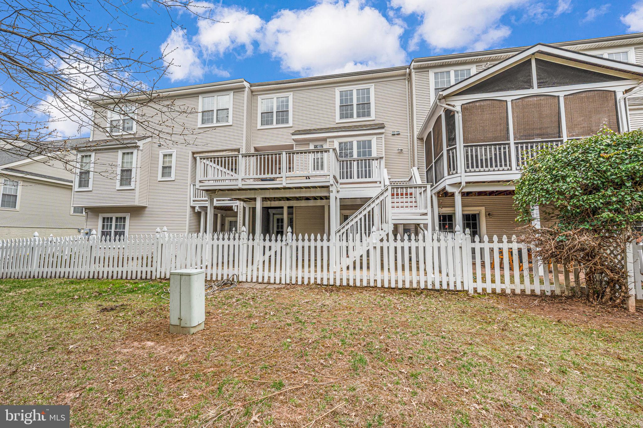 HERITAGE HUNT - Residential