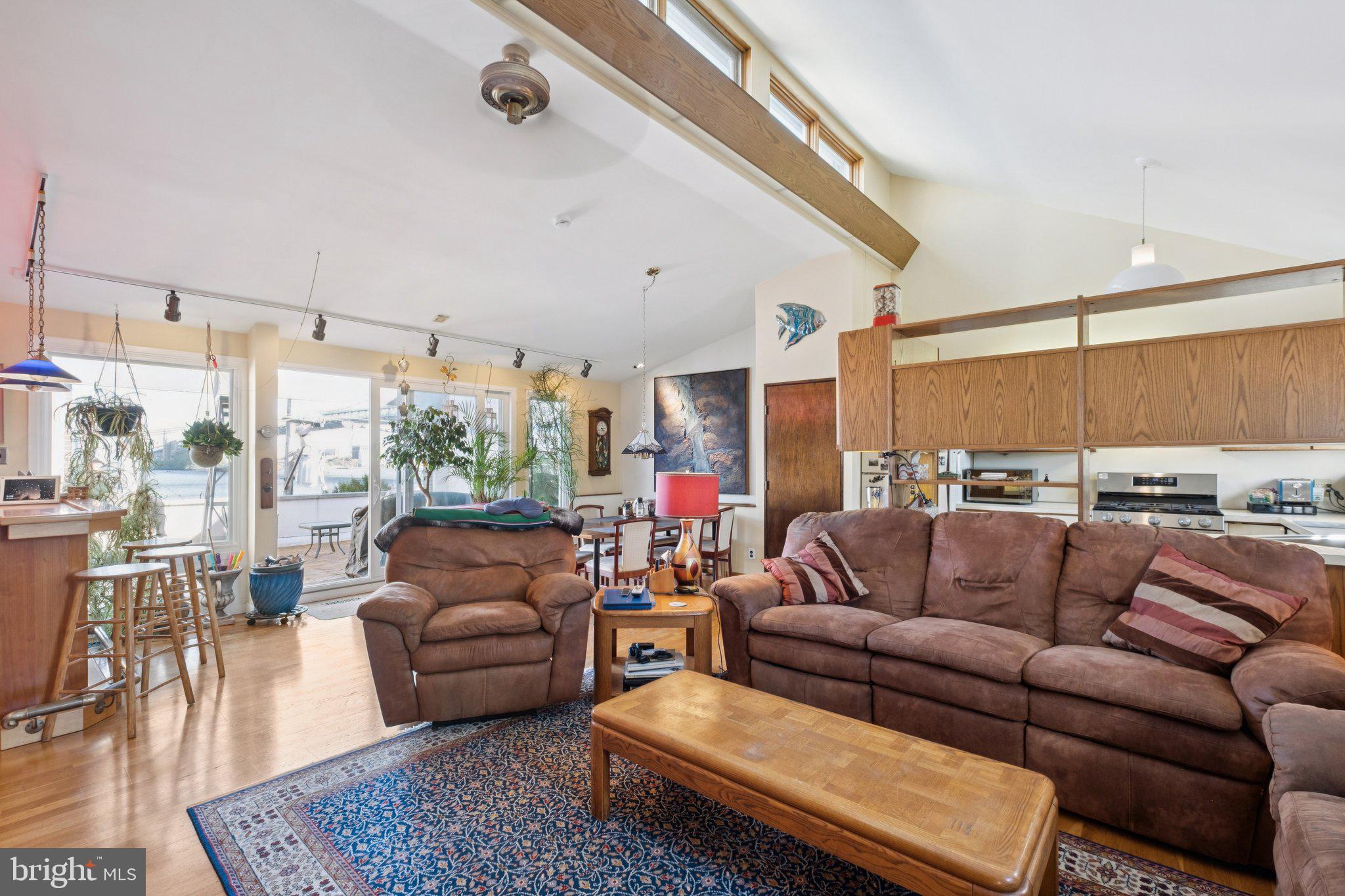 OLD CITY - Residential