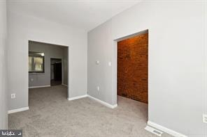 ALBEMARLE SQUARE - Residential