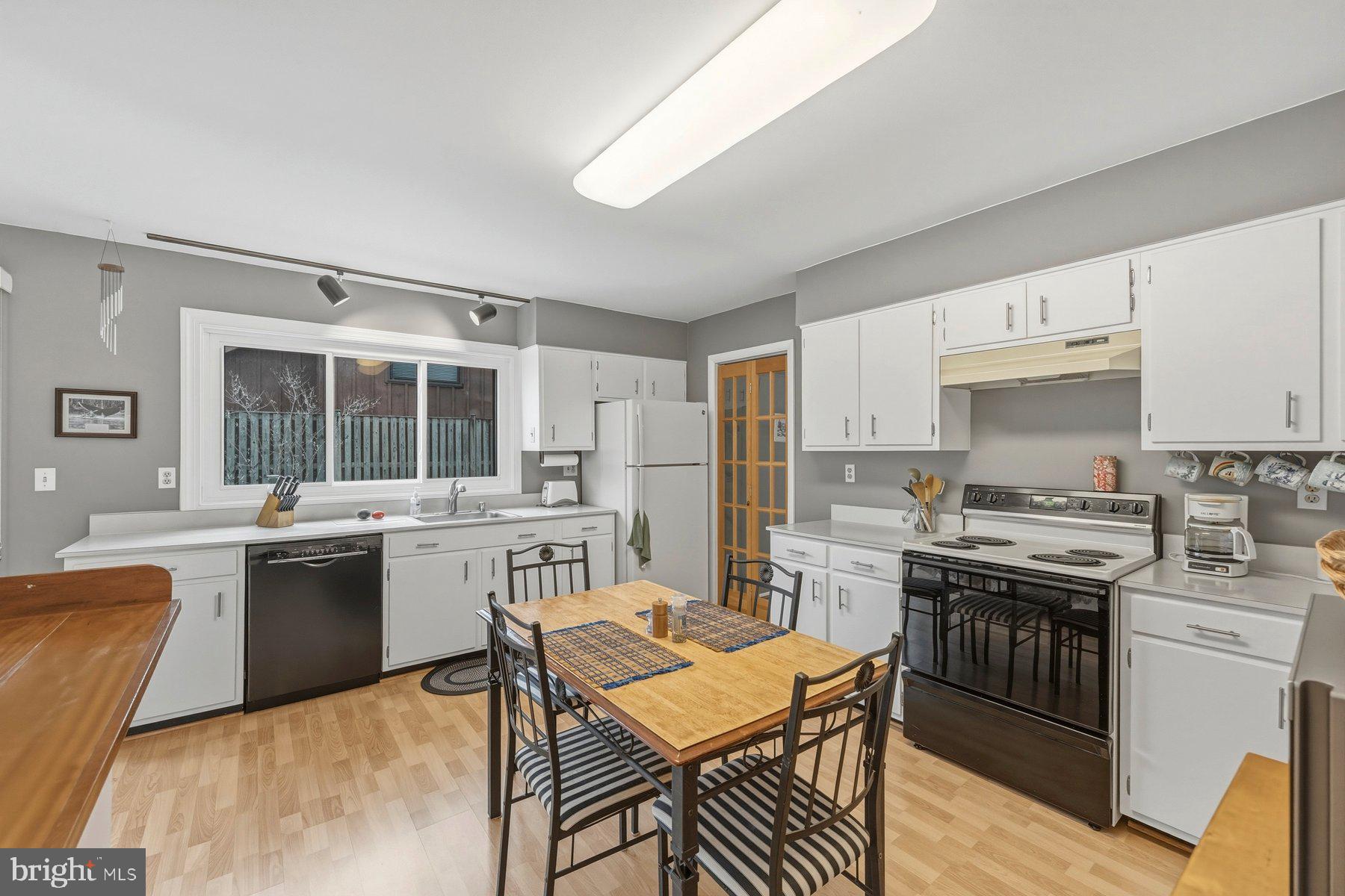 THUNDER HILL - Residential