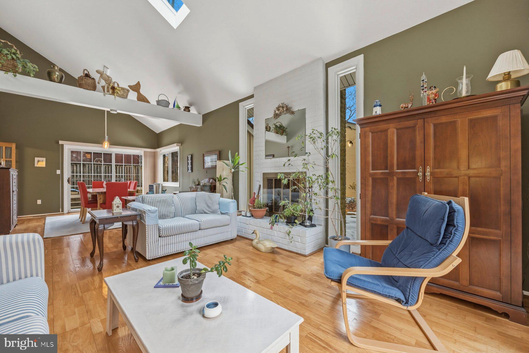 THUNDER HILL - Residential