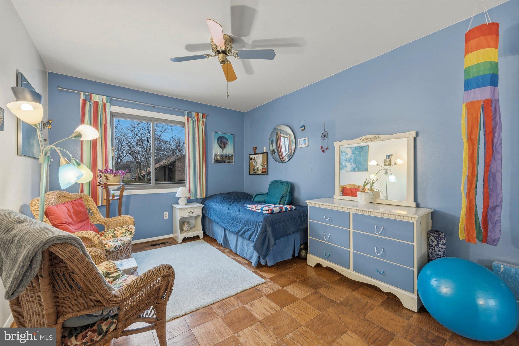 THUNDER HILL - Residential