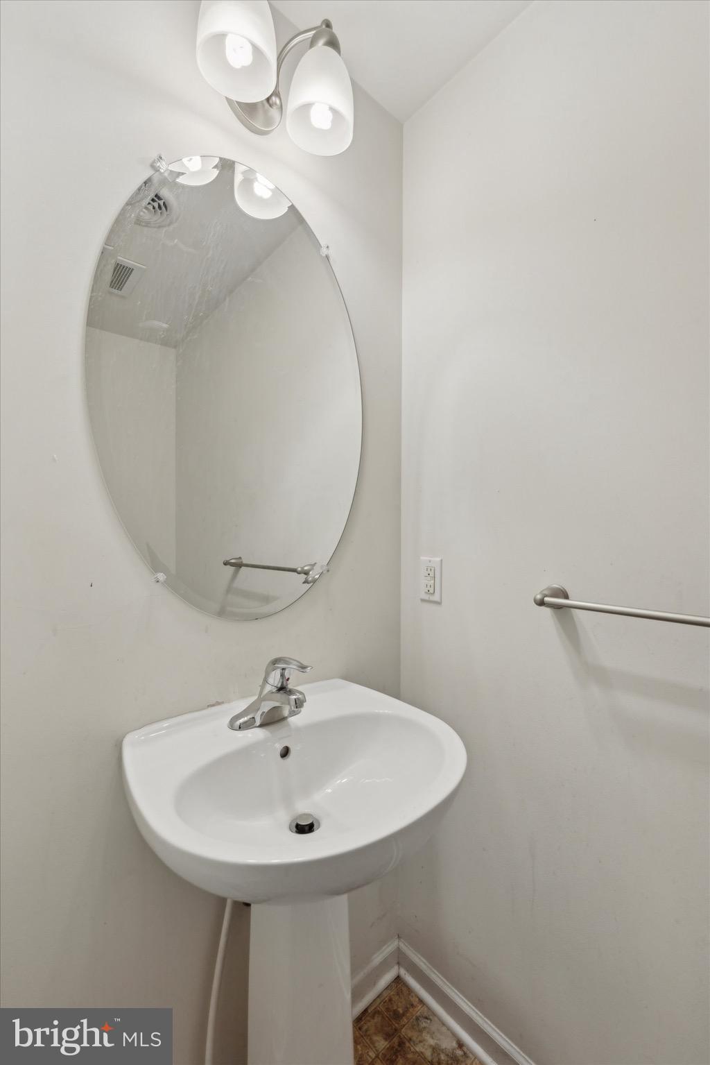 NORRISTOWN - Residential