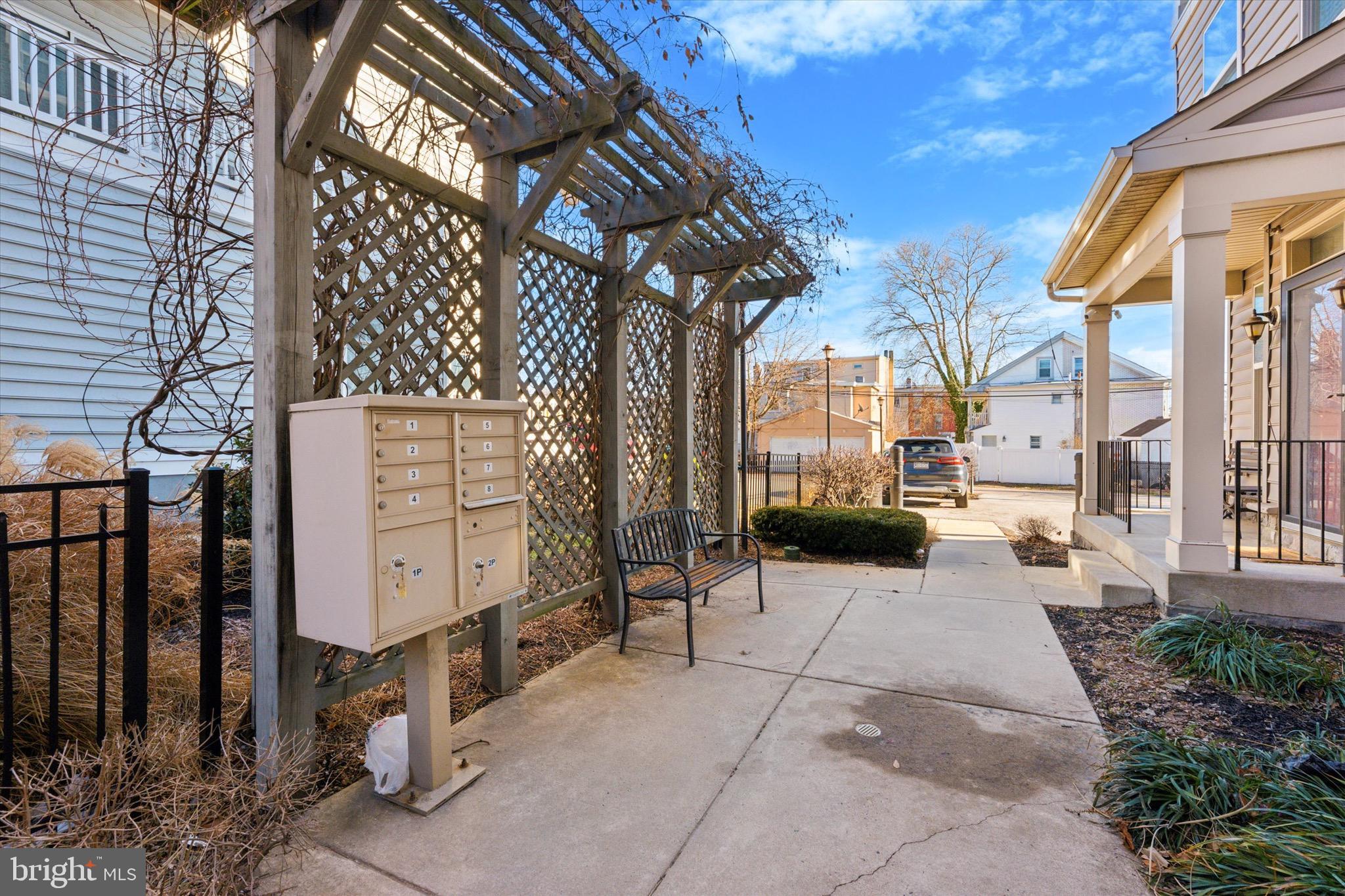 NORRISTOWN - Residential