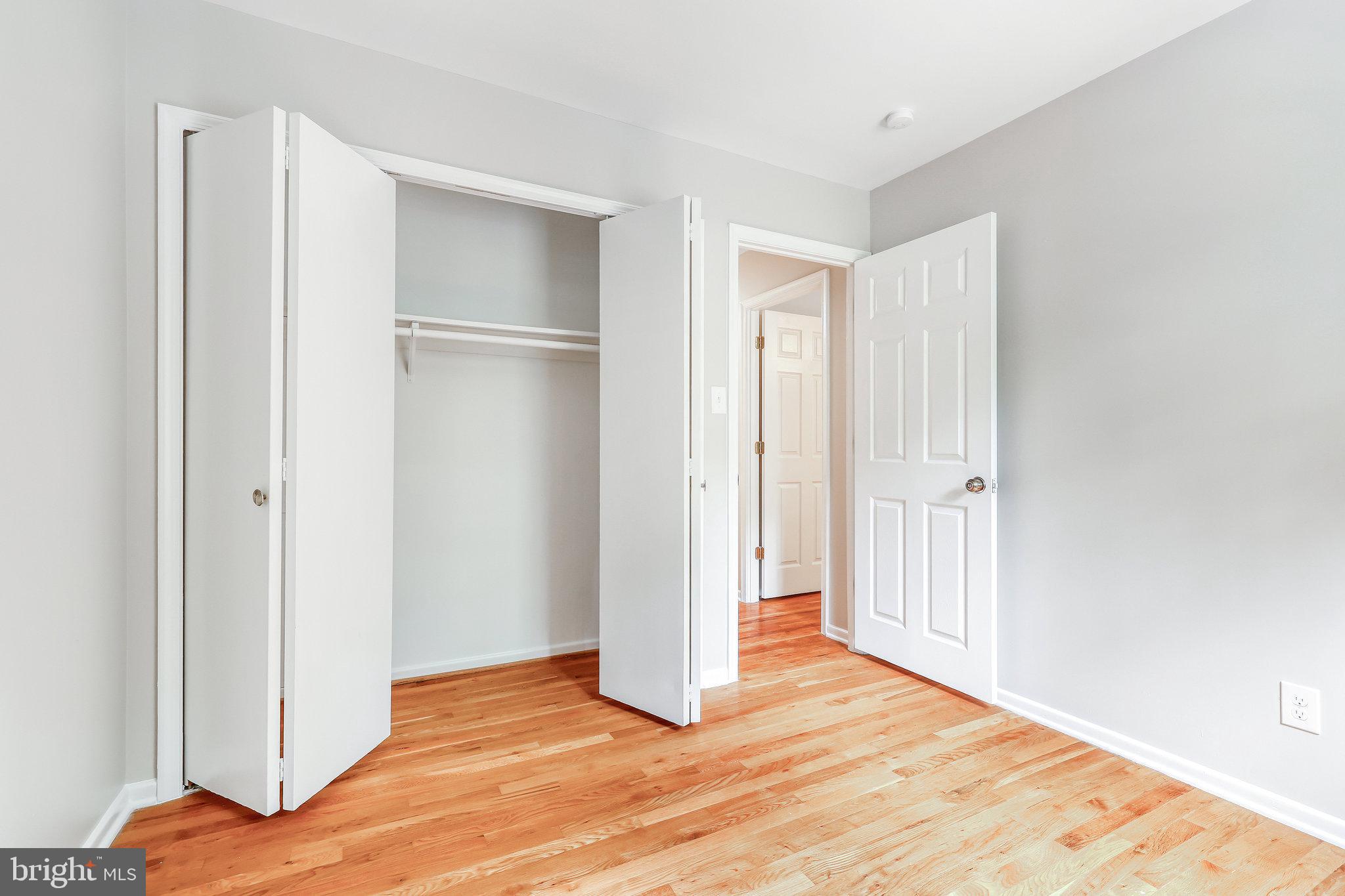 LAKE BRADDOCK - Residential Lease