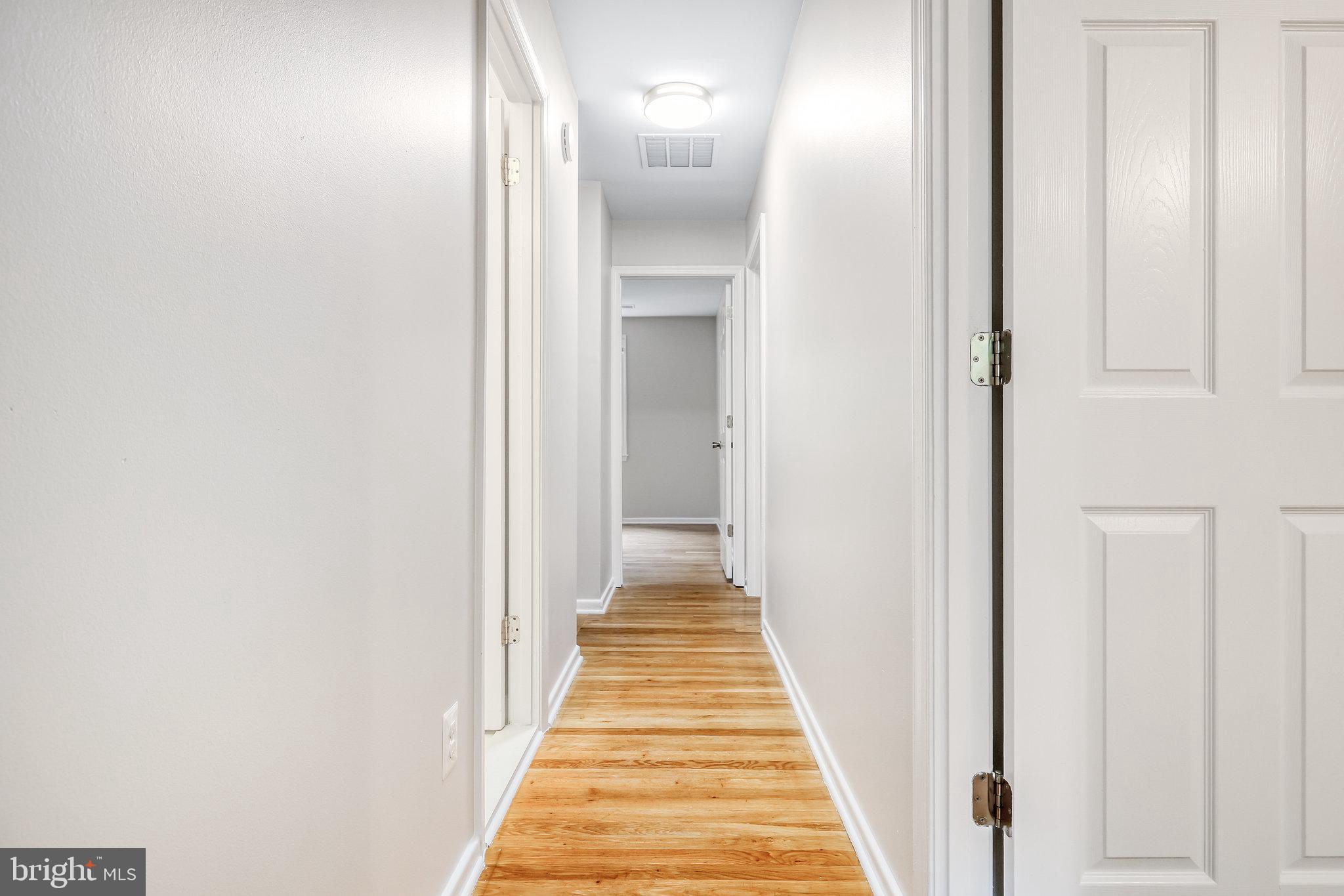 LAKE BRADDOCK - Residential Lease