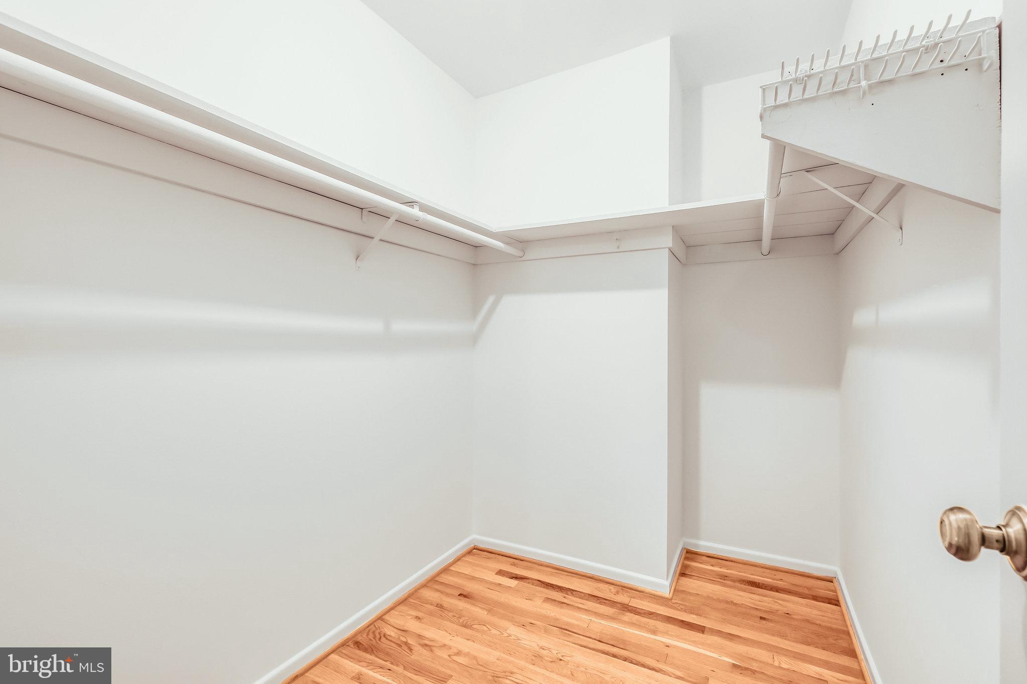 LAKE BRADDOCK - Residential Lease