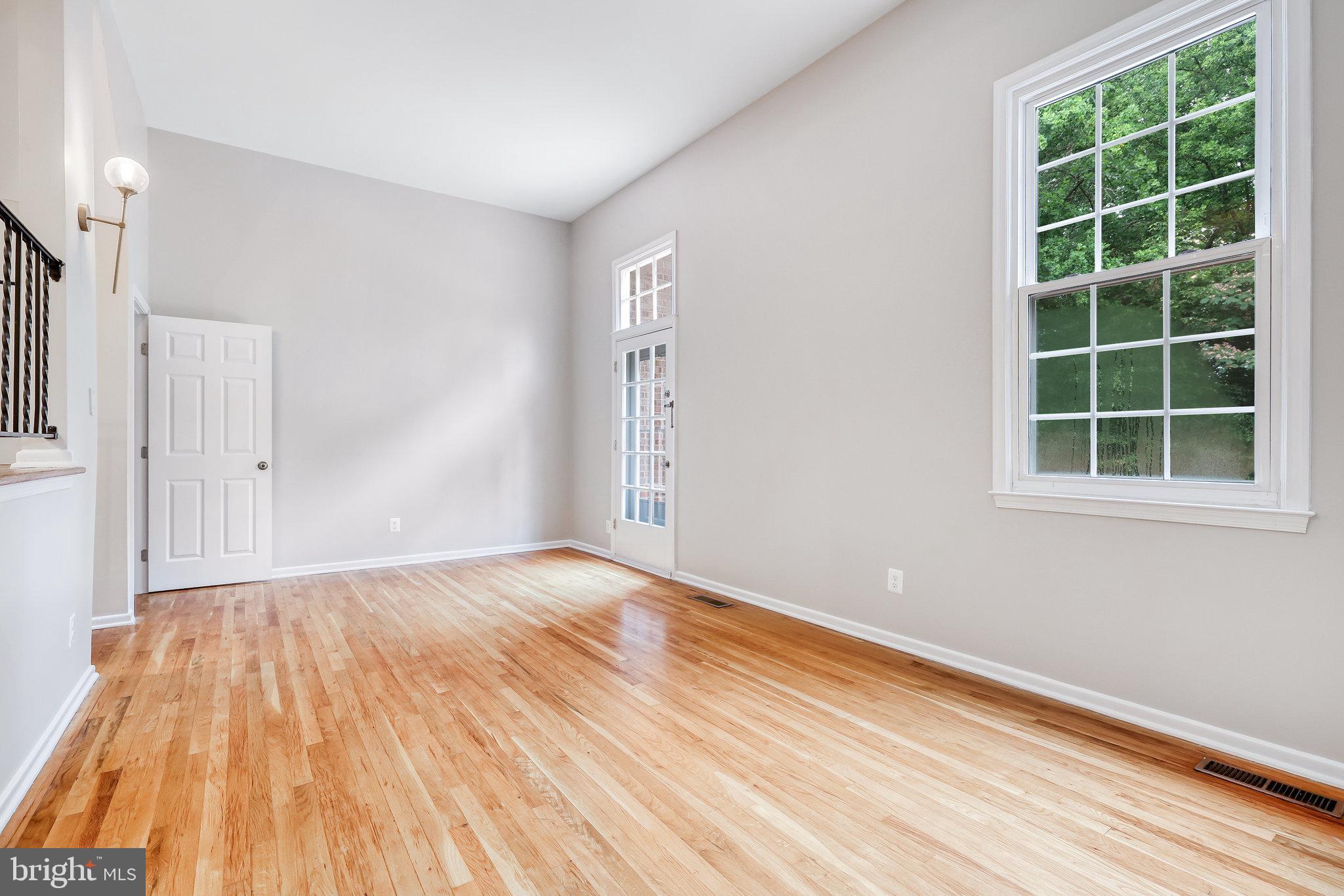 LAKE BRADDOCK - Residential Lease