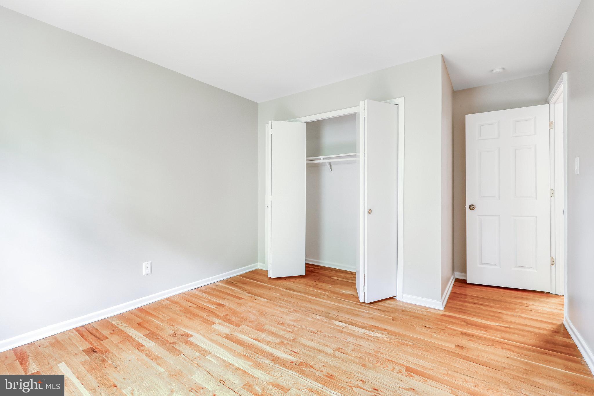 LAKE BRADDOCK - Residential Lease