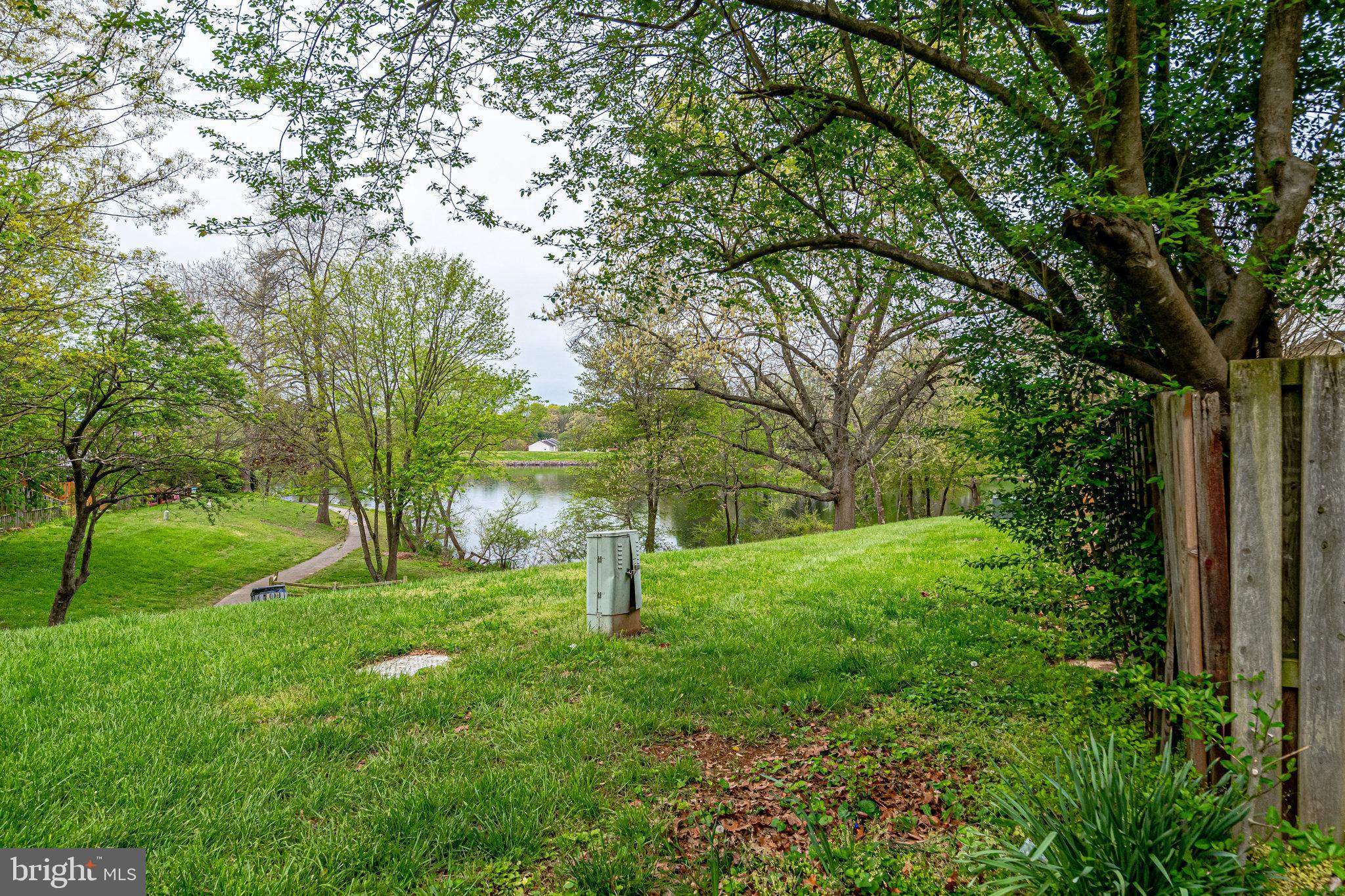 LAKE BRADDOCK - Residential Lease