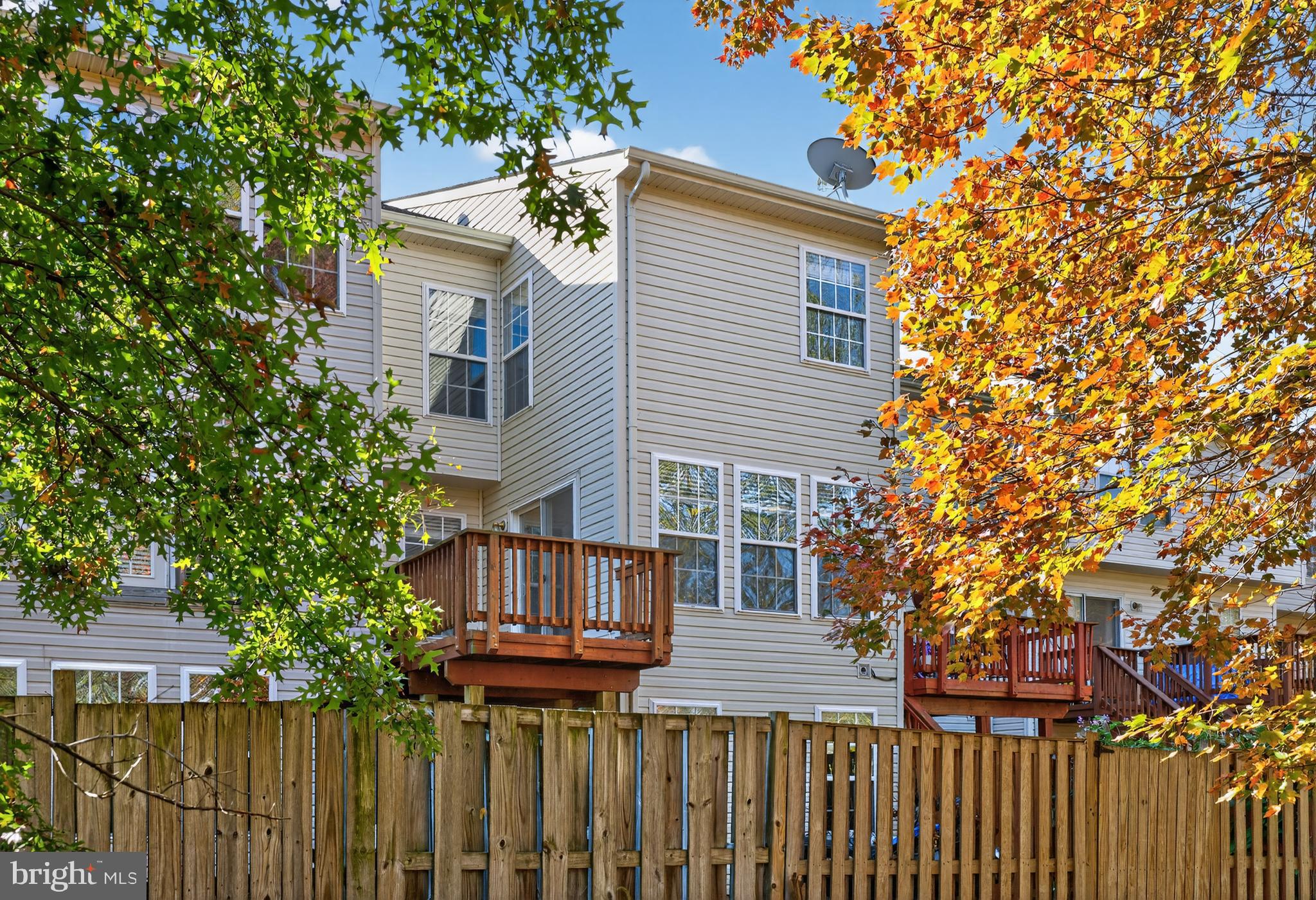 SOMERSET - Residential Lease