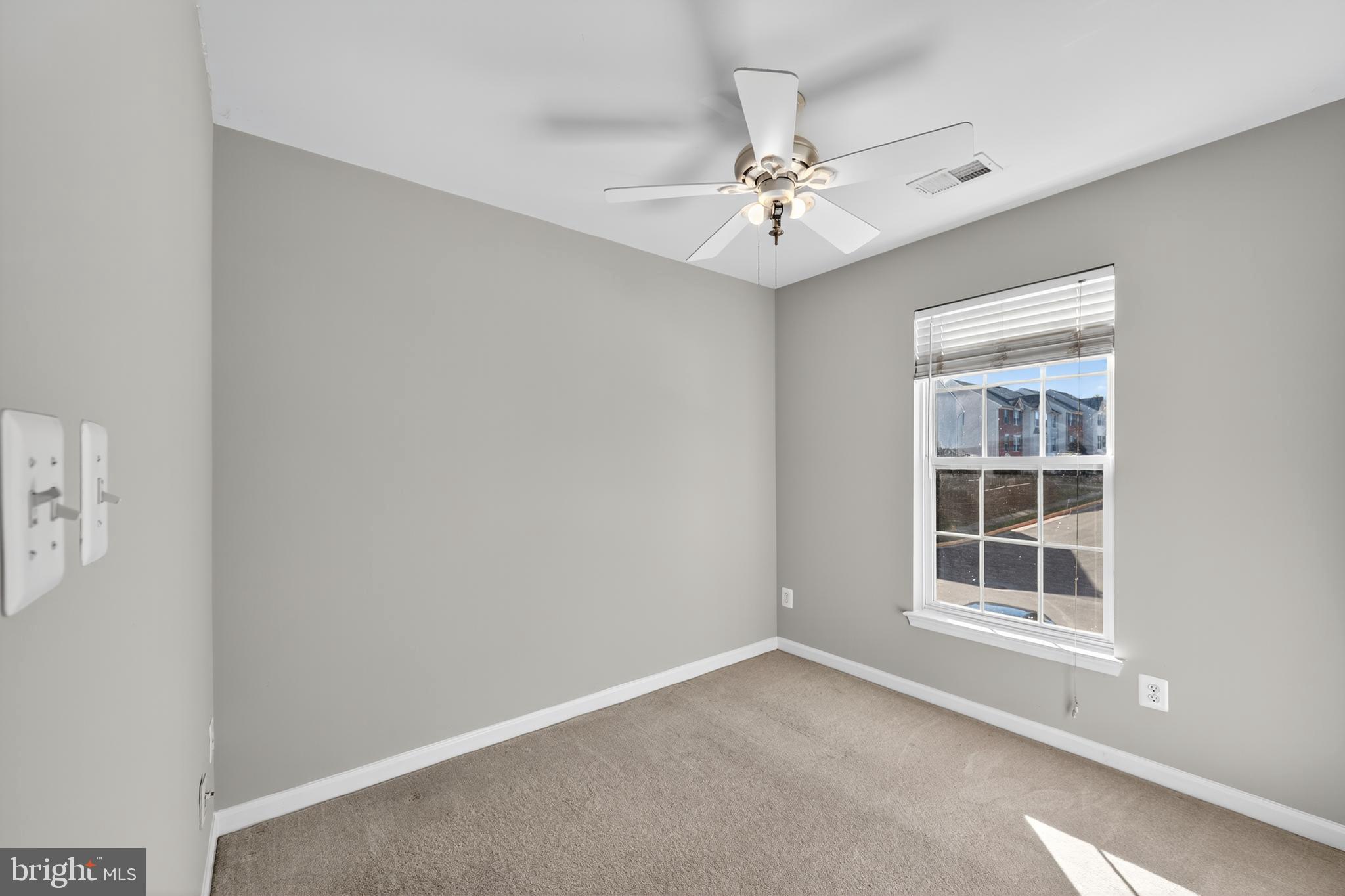 SOMERSET - Residential Lease