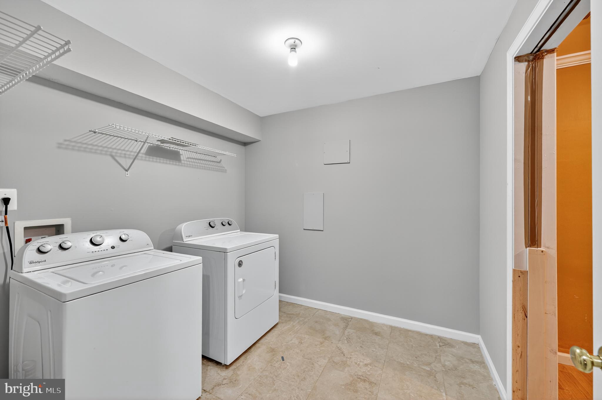 SOMERSET - Residential Lease