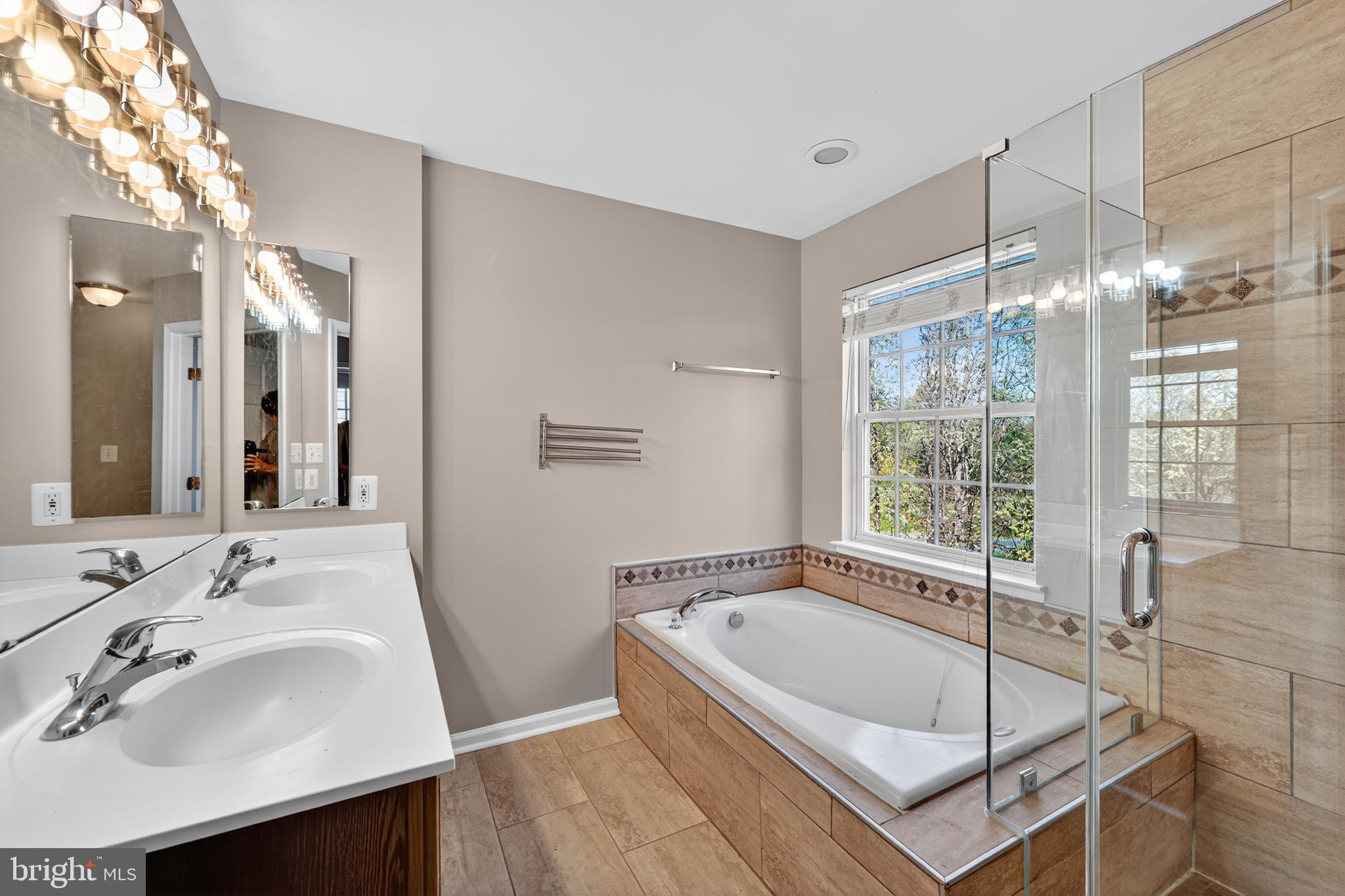 SOMERSET - Residential Lease