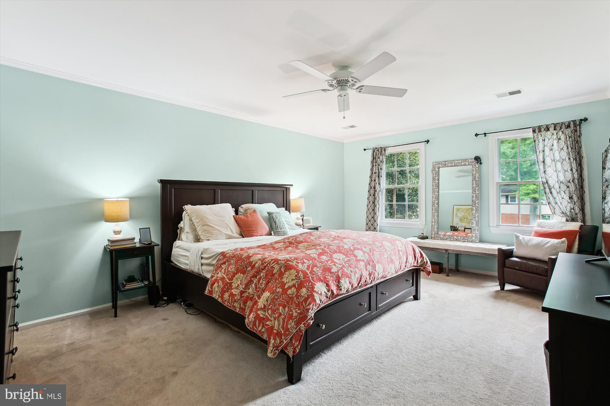 RIVERSIDE - Residential Lease