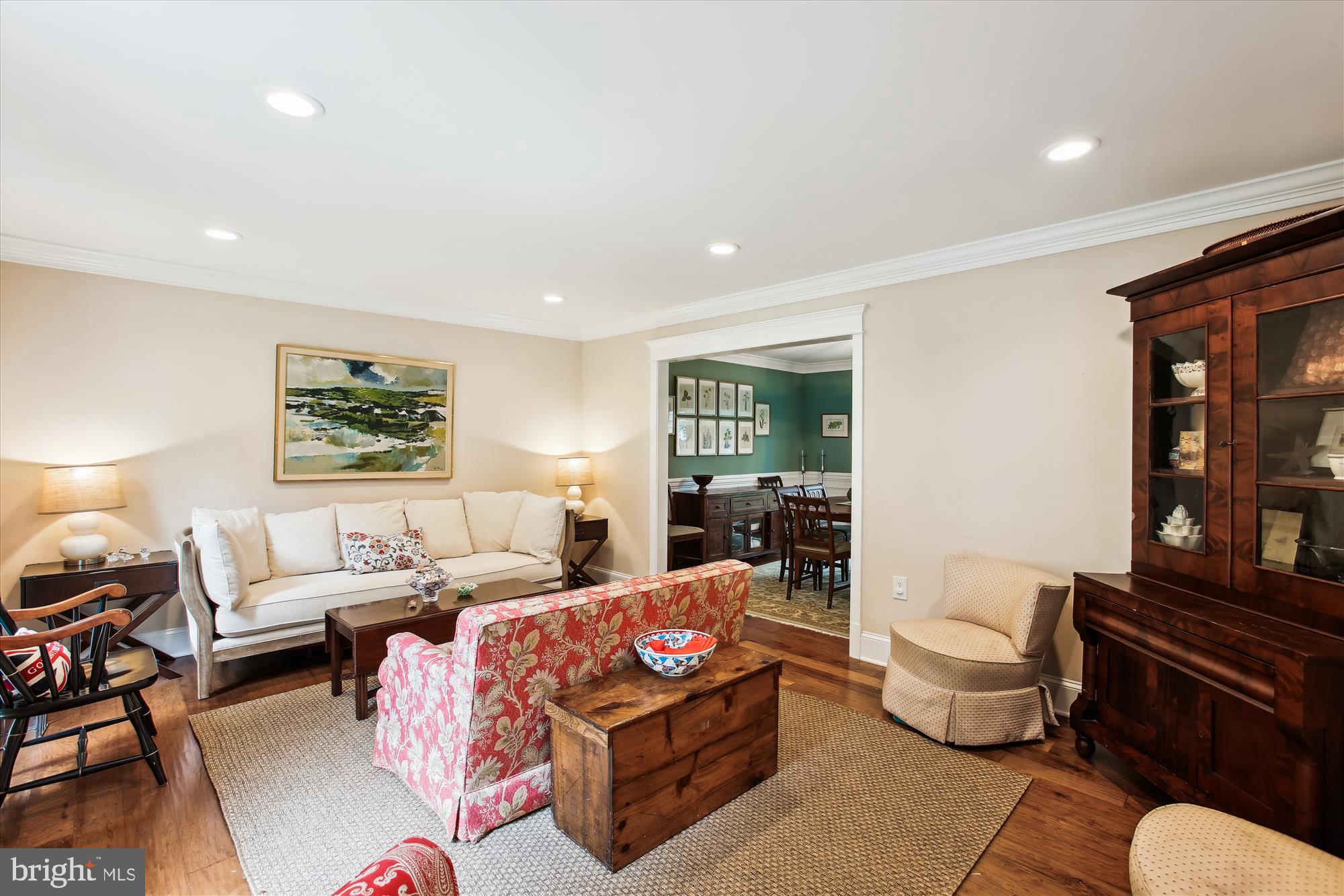 RIVERSIDE - Residential Lease