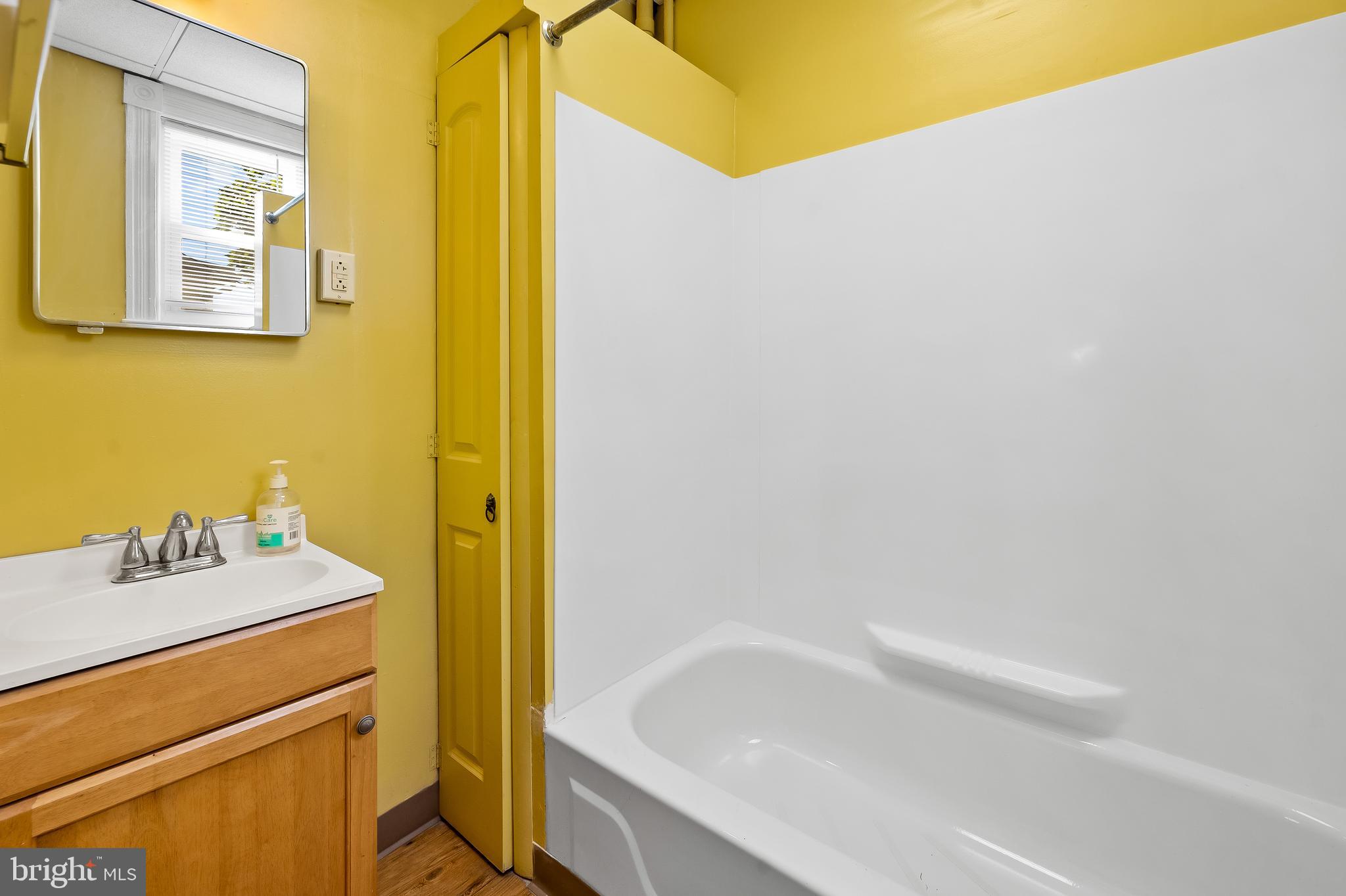 HAMILTON HEIGHTS - Residential Income