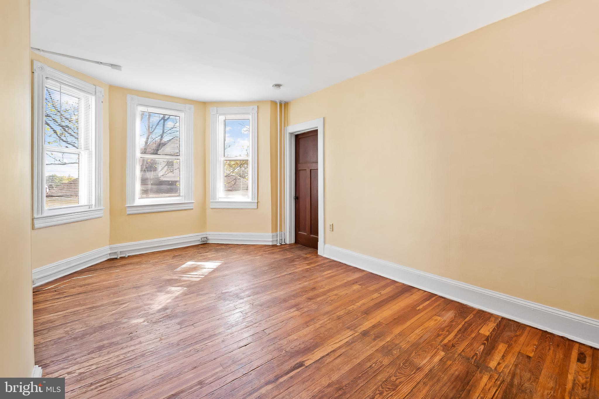 HAMILTON HEIGHTS - Residential Income