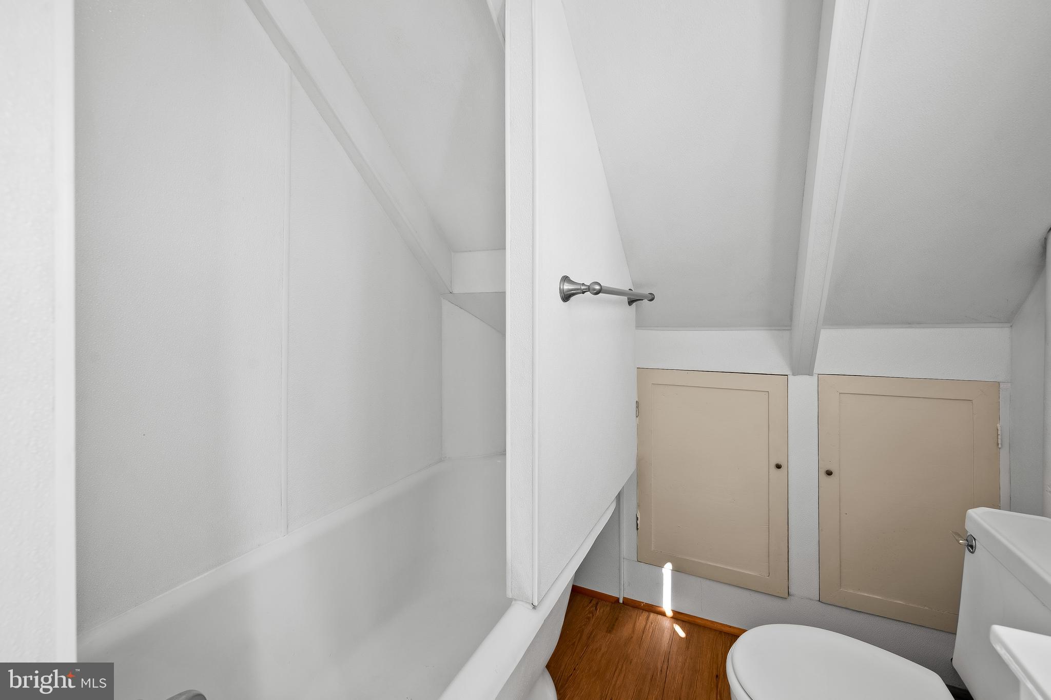 HAMILTON HEIGHTS - Residential Income