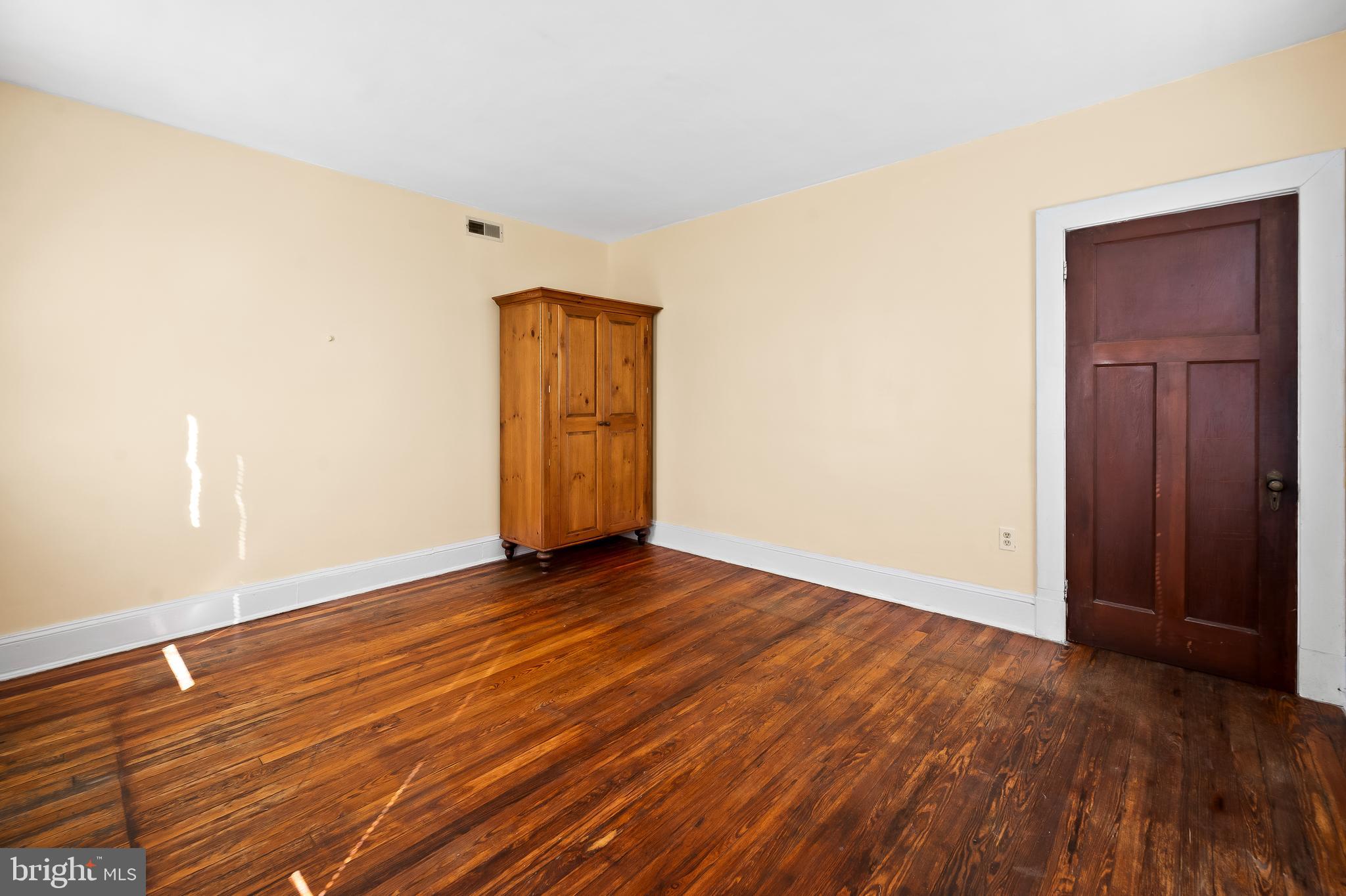 HAMILTON HEIGHTS - Residential Income