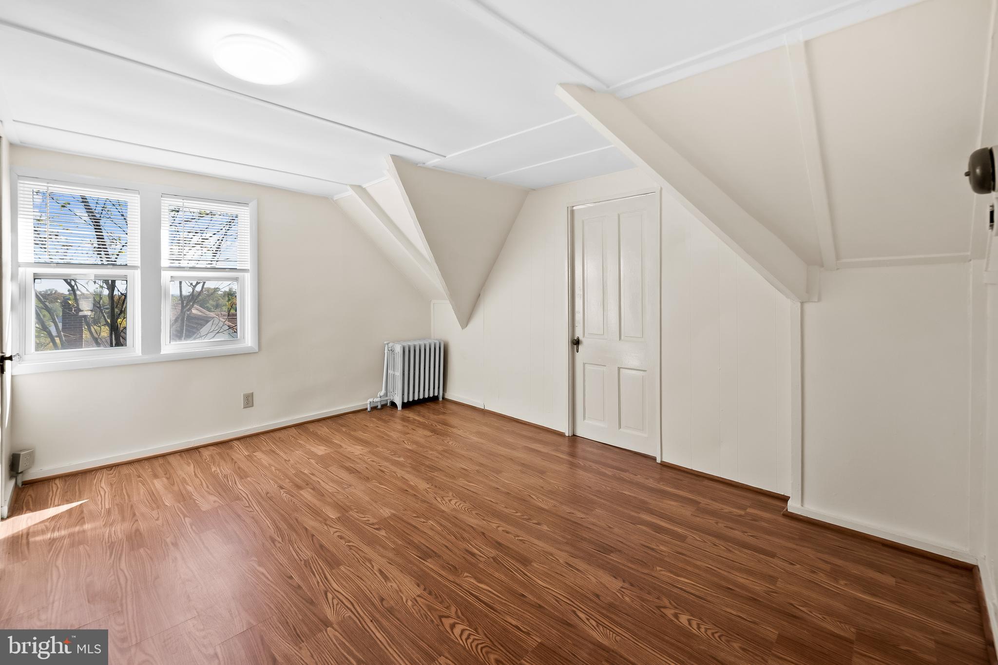 HAMILTON HEIGHTS - Residential Income