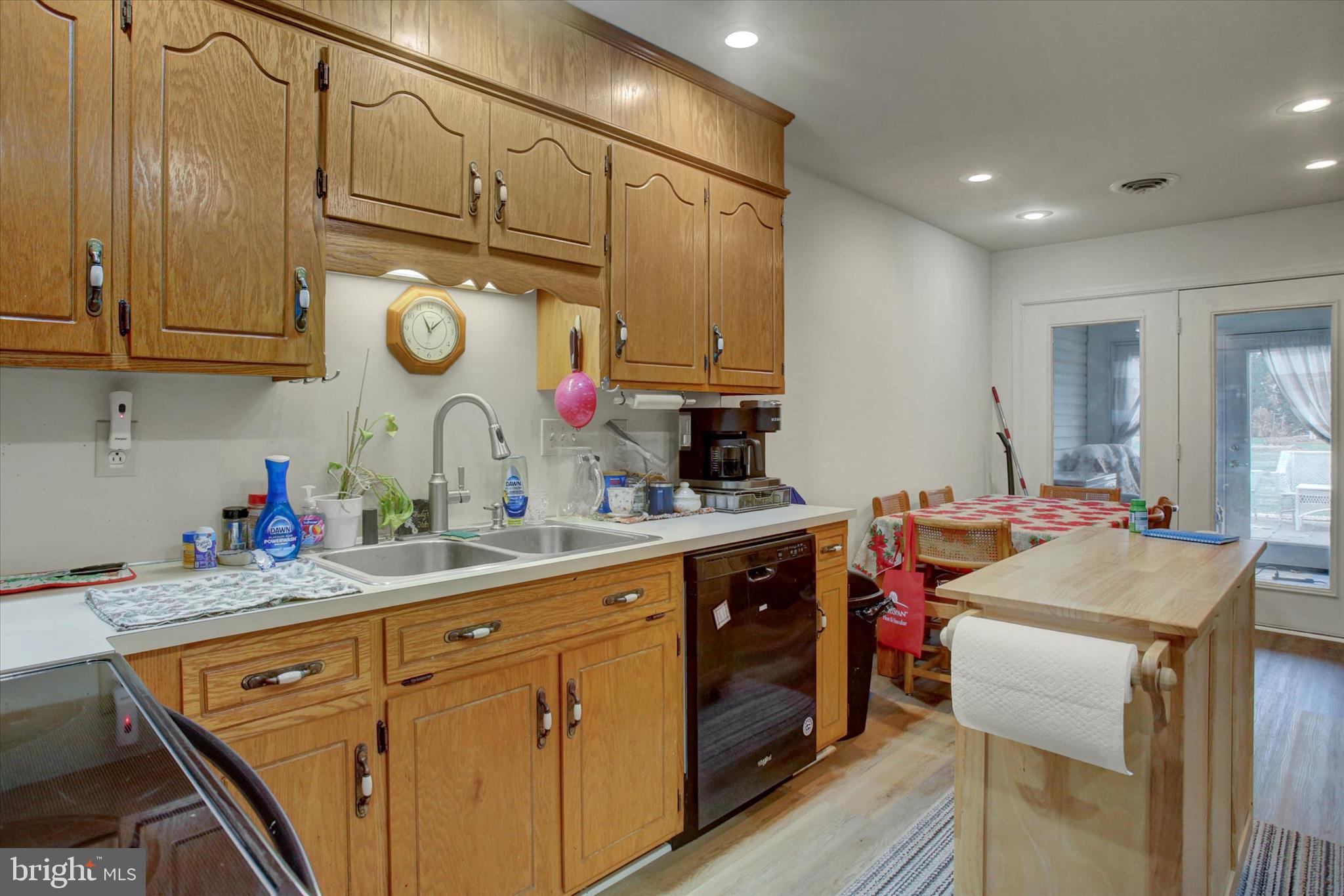 MEADOWBROOK - Residential