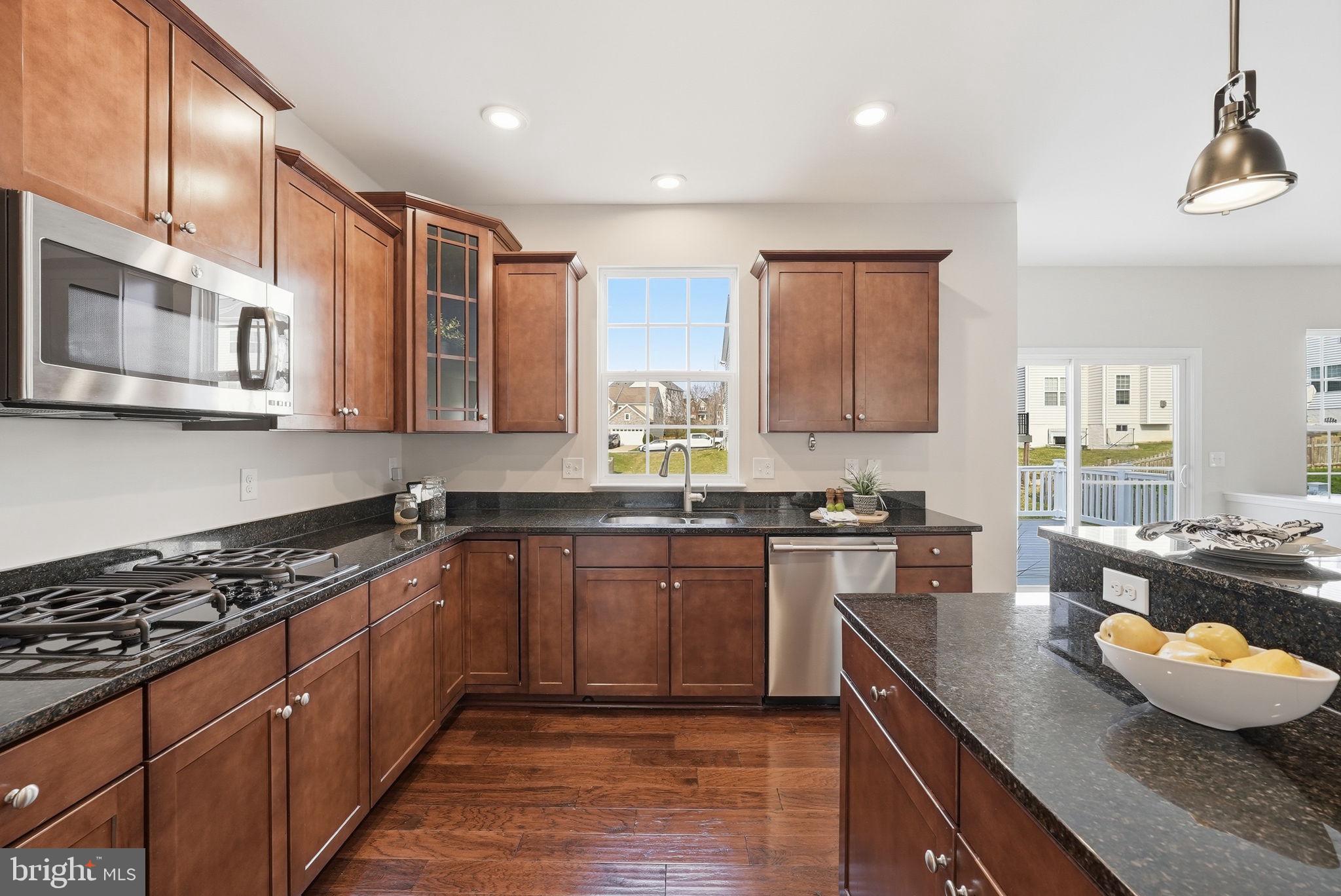 MEADOWS AT HOPE HILL CROSSING - Residential