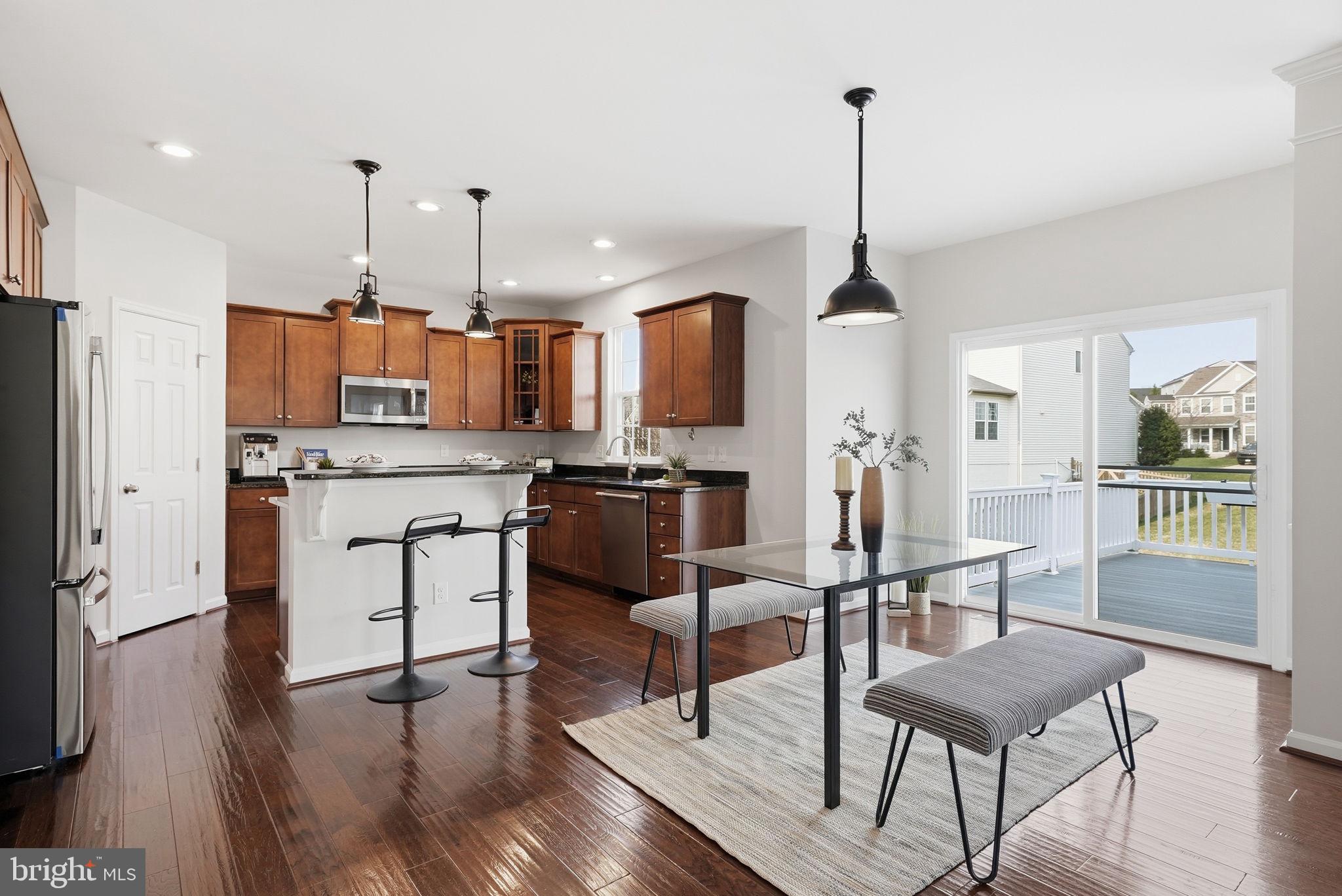 MEADOWS AT HOPE HILL CROSSING - Residential