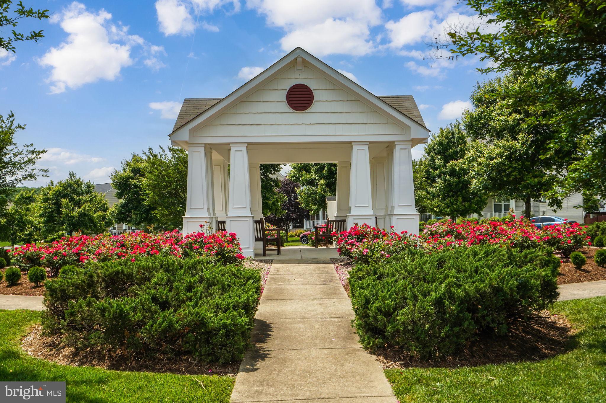 MEADOWS AT HOPE HILL CROSSING - Residential
