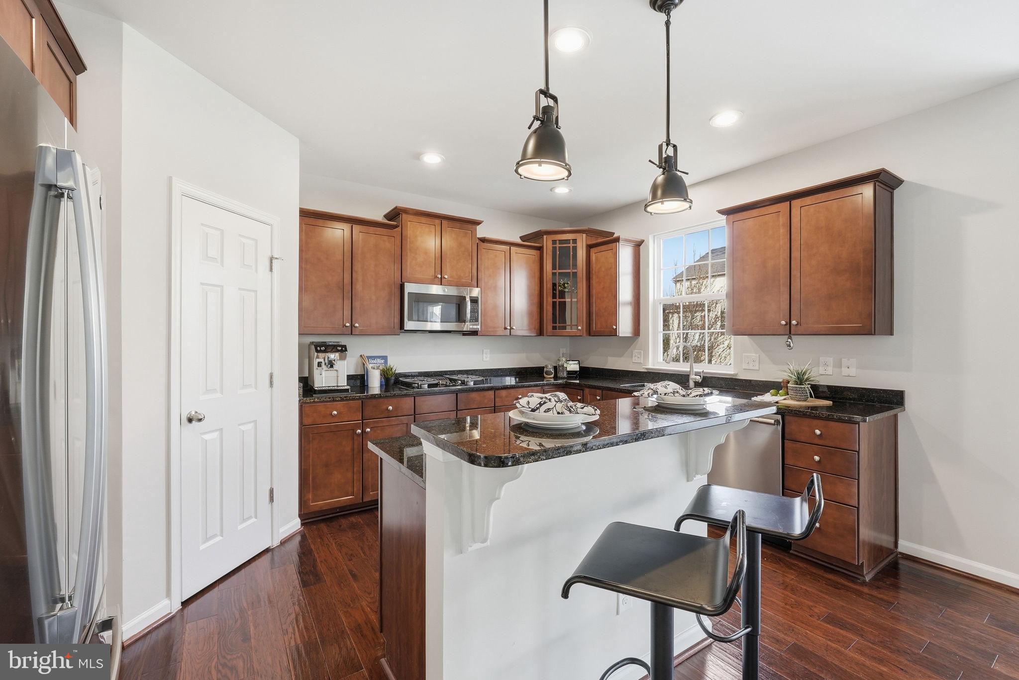 MEADOWS AT HOPE HILL CROSSING - Residential