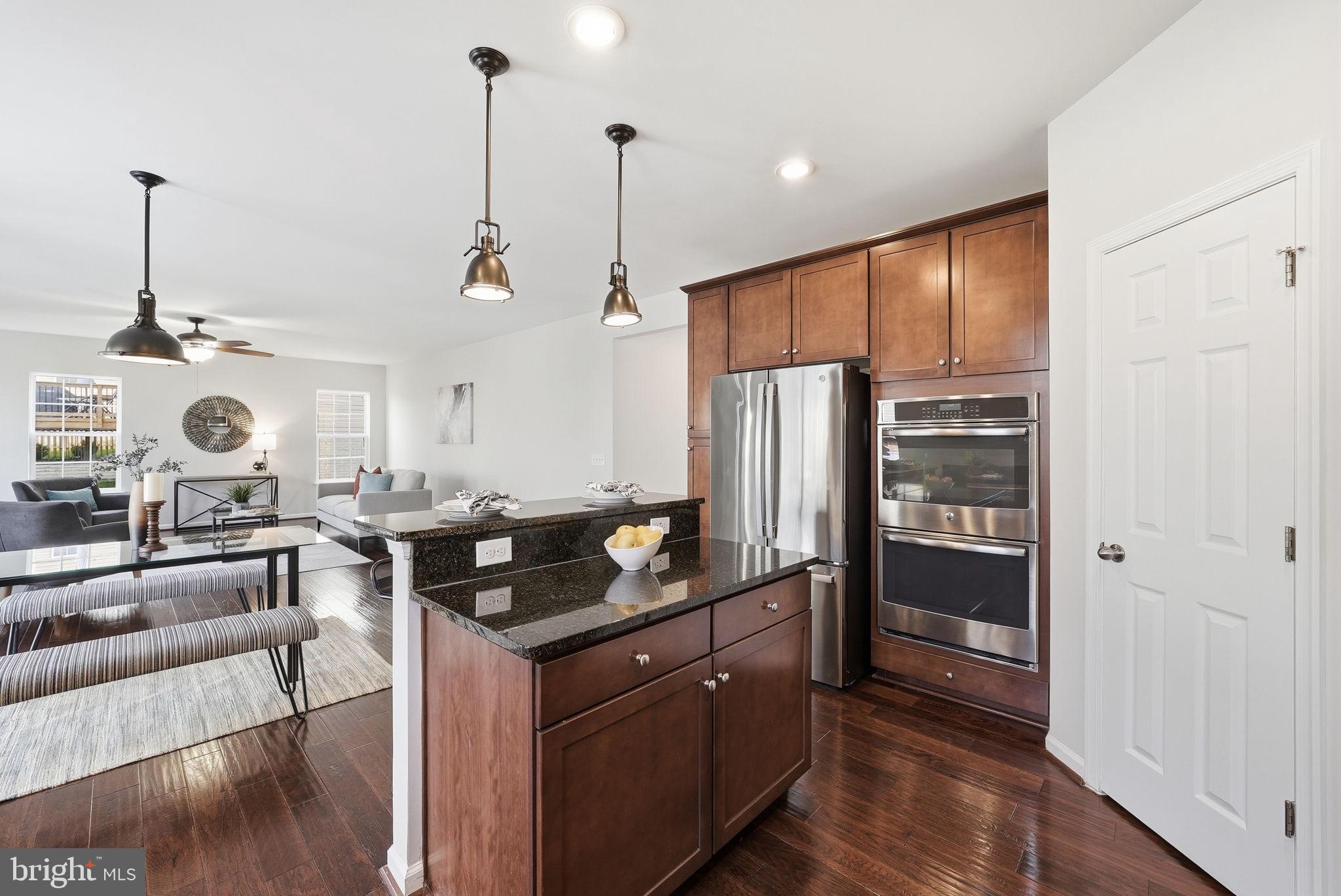 MEADOWS AT HOPE HILL CROSSING - Residential