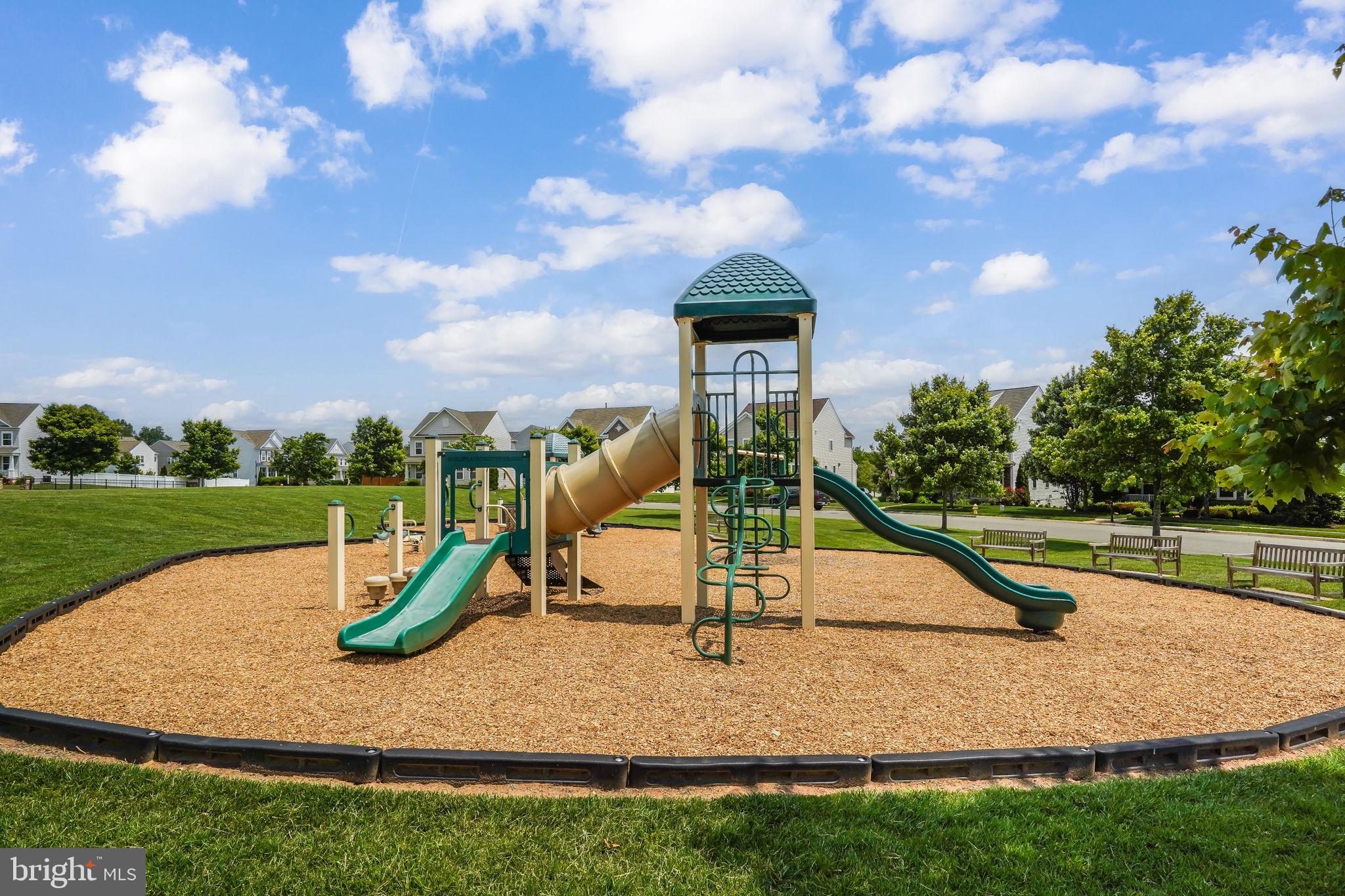 MEADOWS AT HOPE HILL CROSSING - Residential