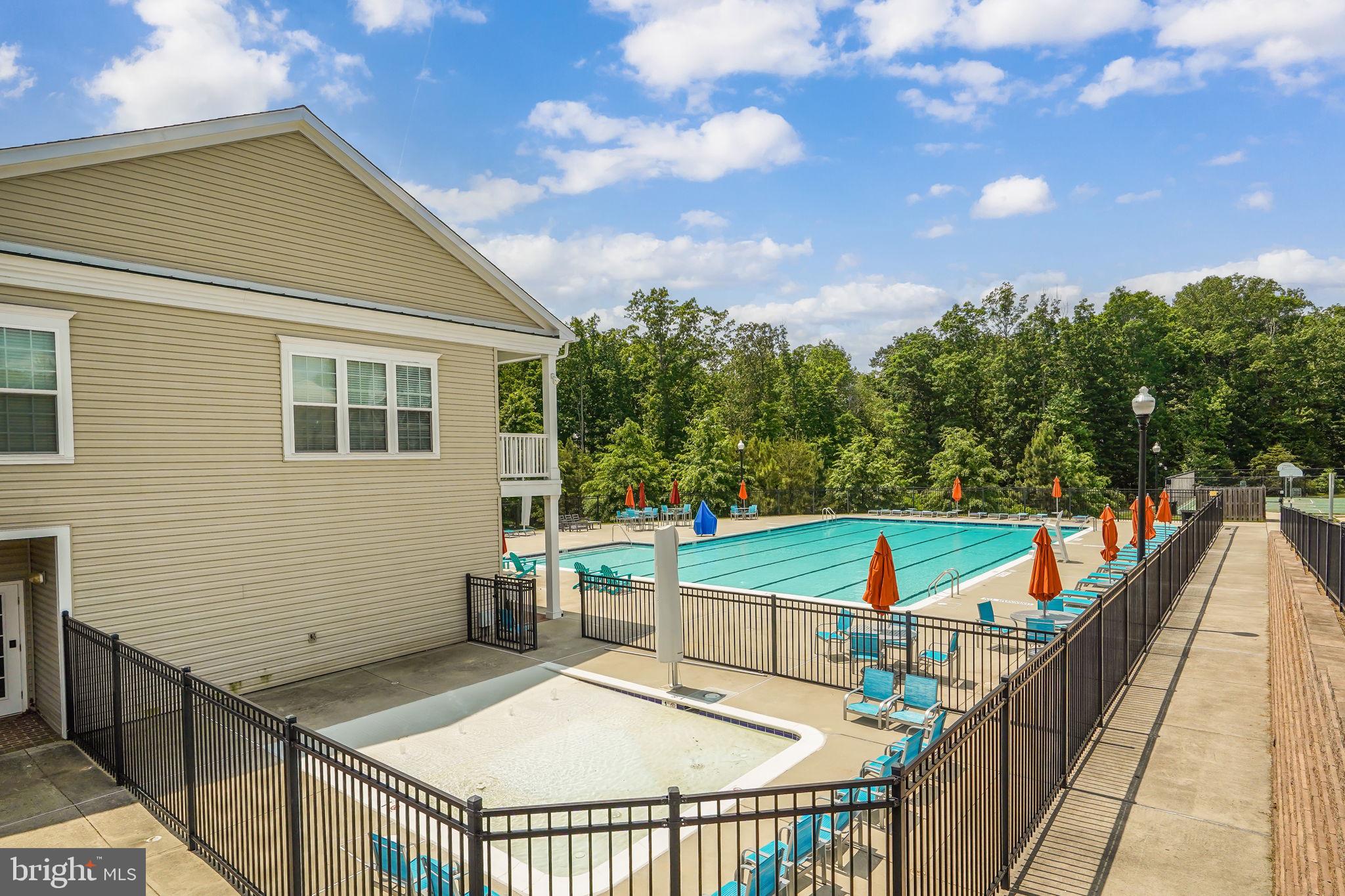 MEADOWS AT HOPE HILL CROSSING - Residential