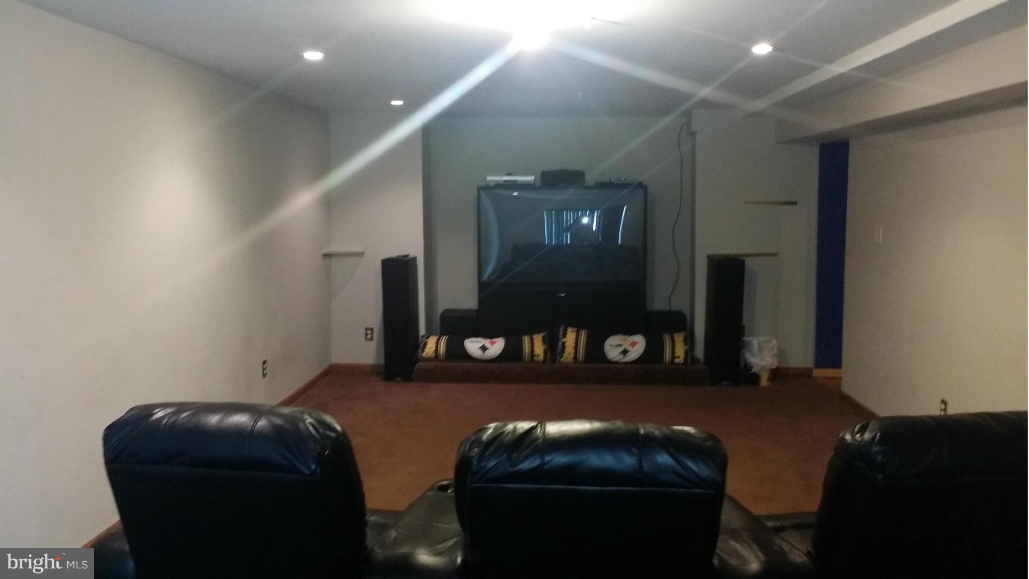 BUCKINGHAM ESTATES - Residential