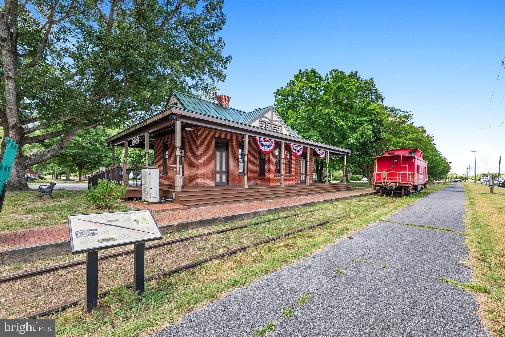 ASHWORTH - Residential