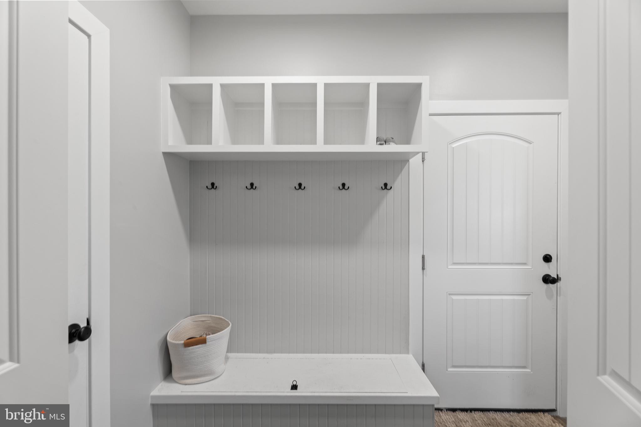 ASHWORTH - Residential