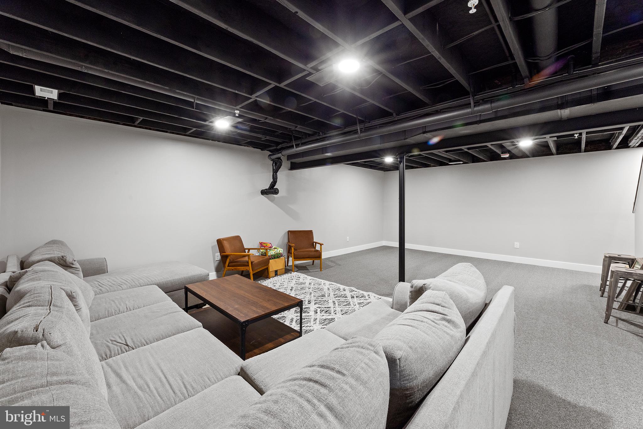 ASHWORTH - Residential