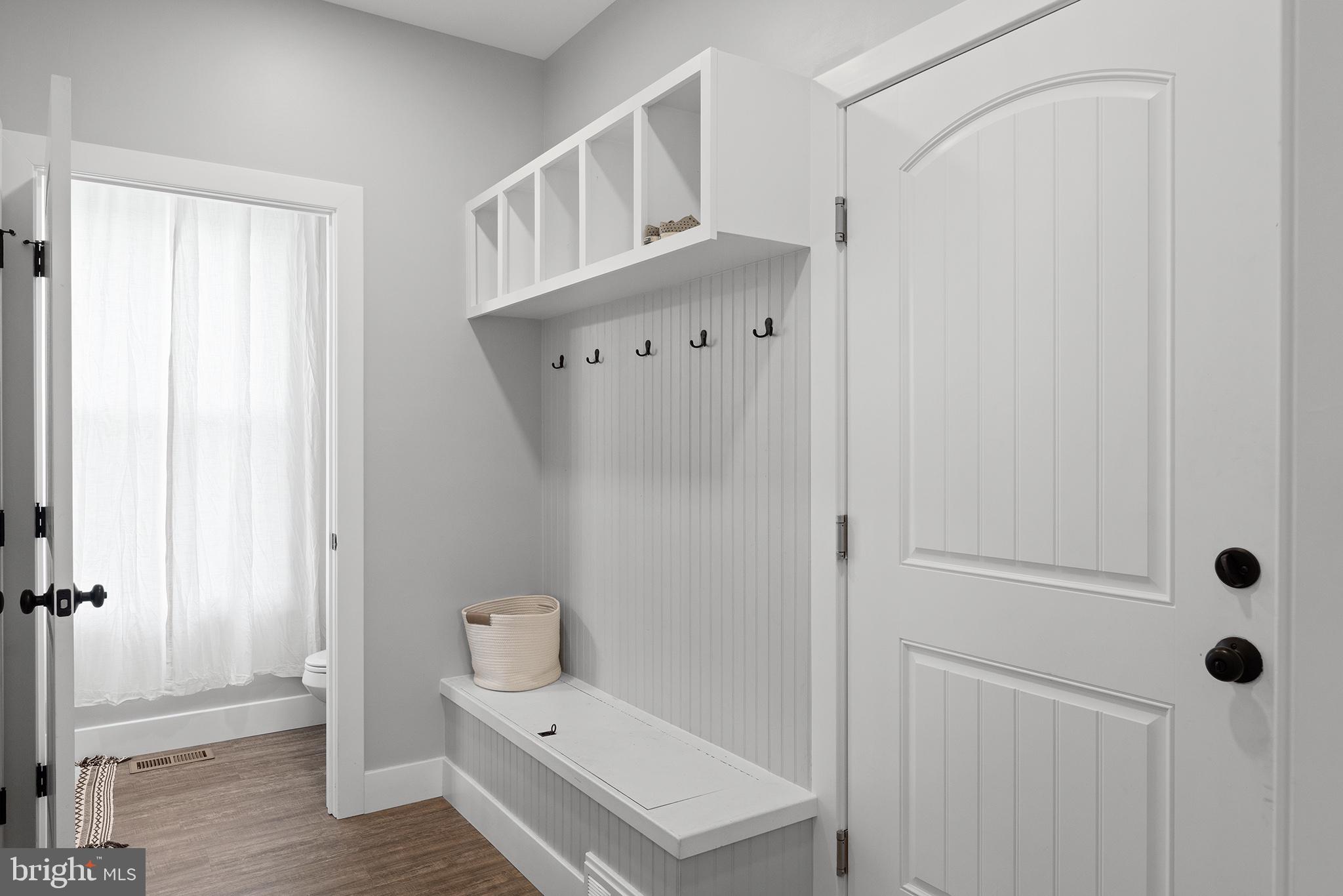 ASHWORTH - Residential