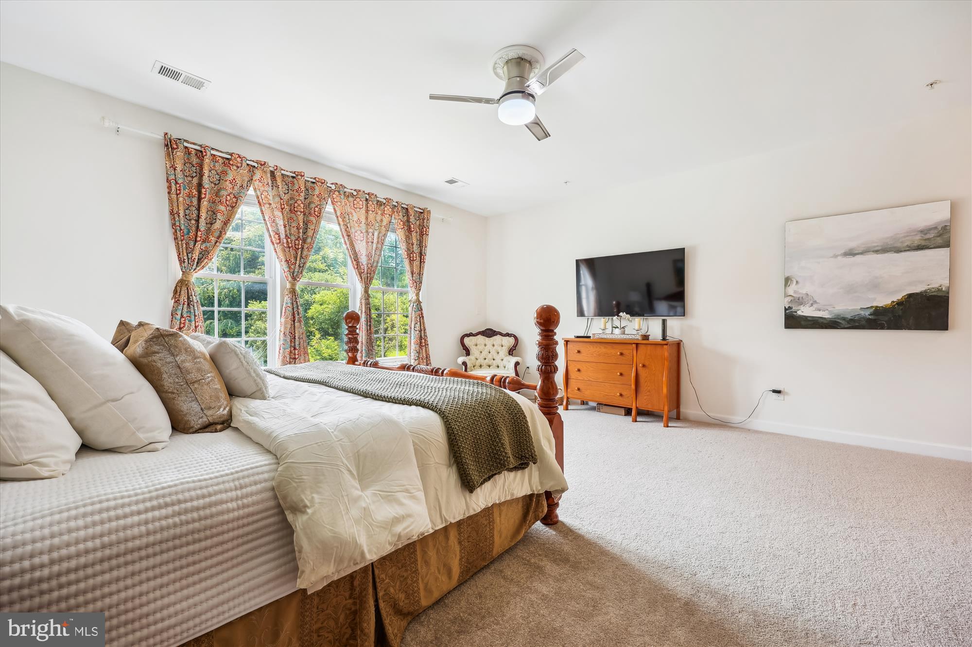 ANCIENT OAK - Residential