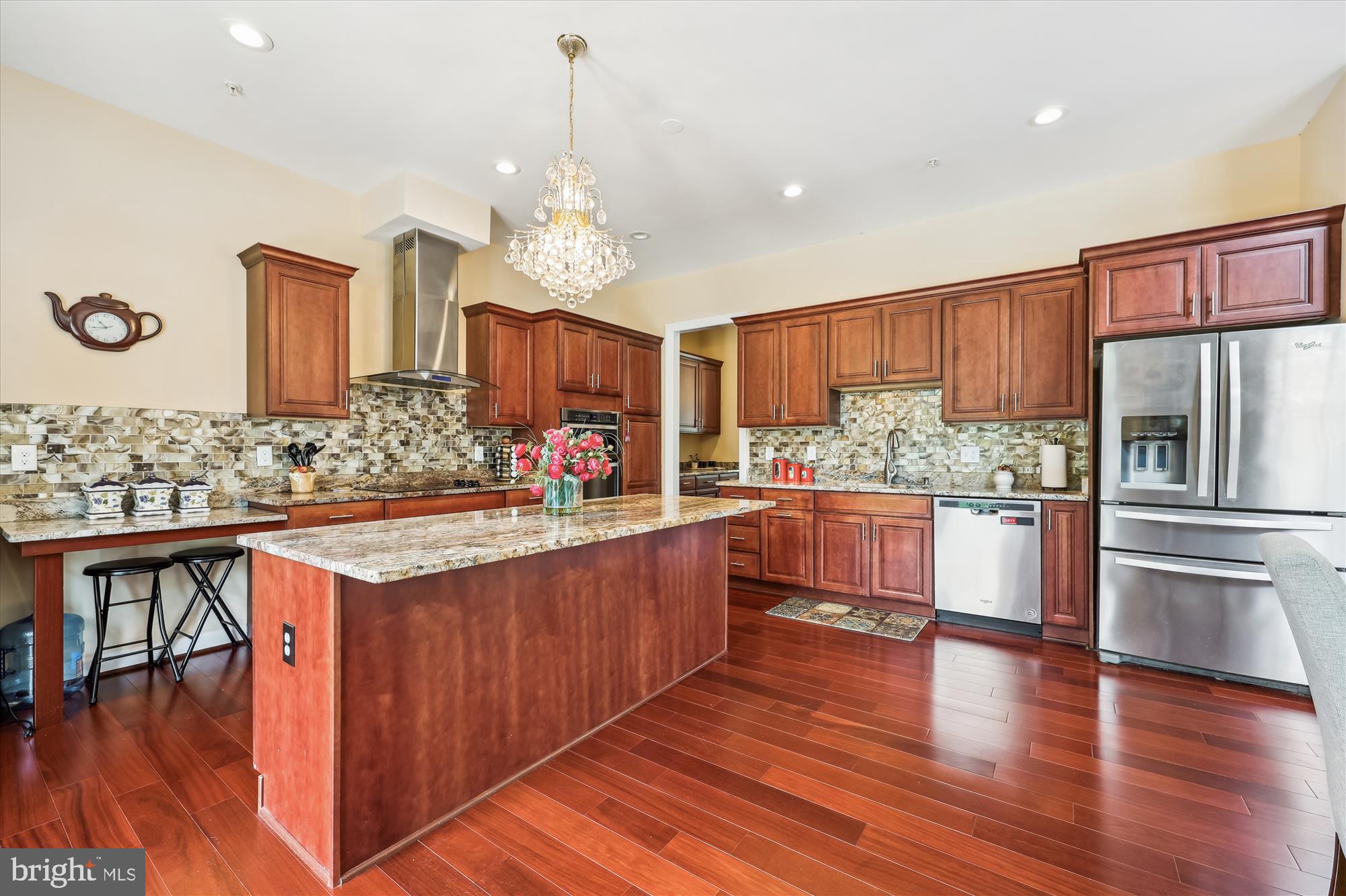 ANCIENT OAK - Residential