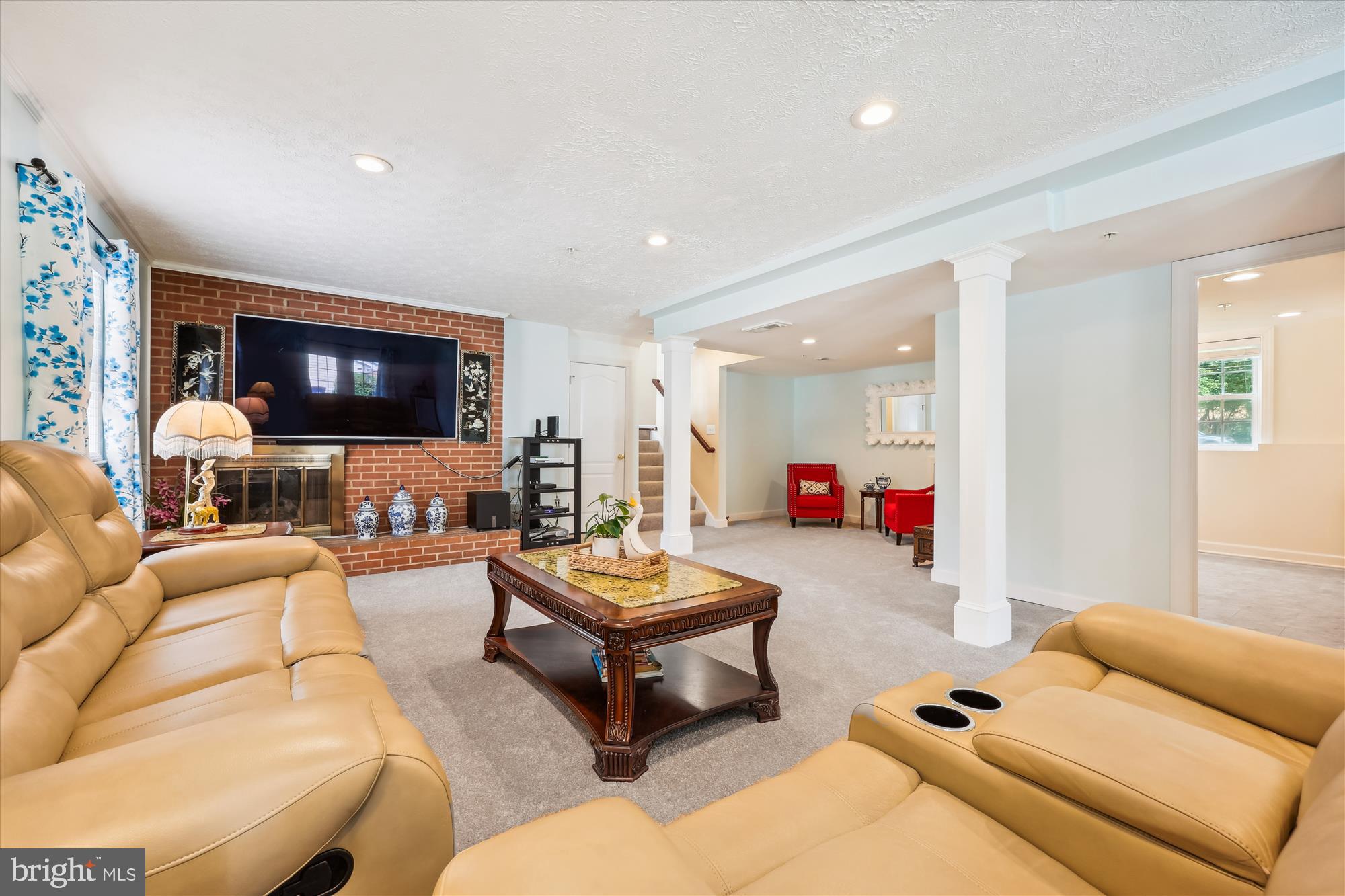 ANCIENT OAK - Residential