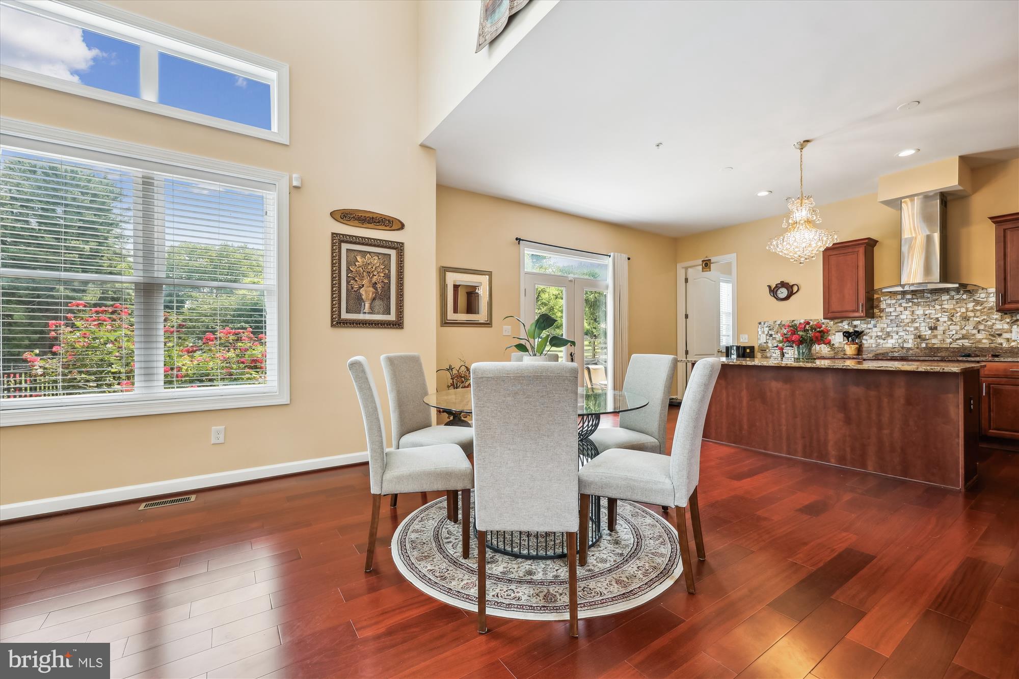 ANCIENT OAK - Residential