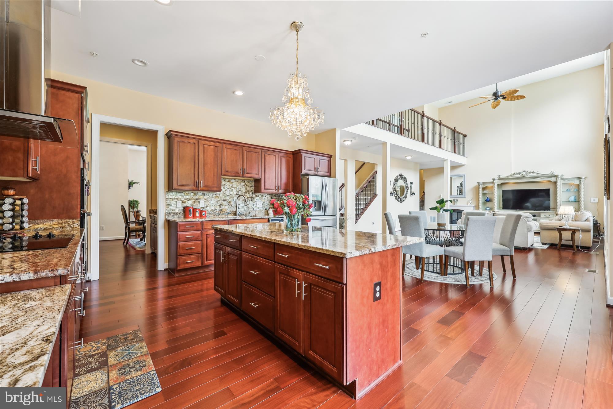 ANCIENT OAK - Residential