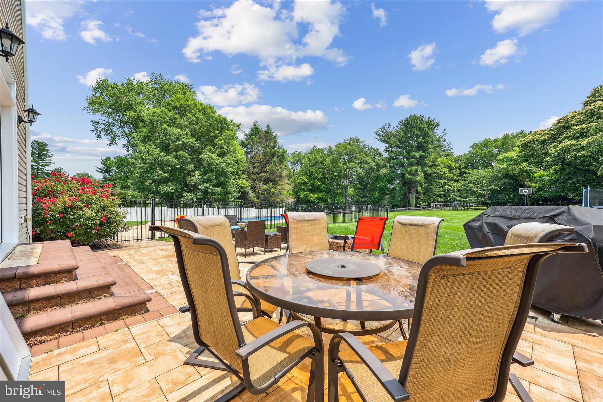 ANCIENT OAK - Residential