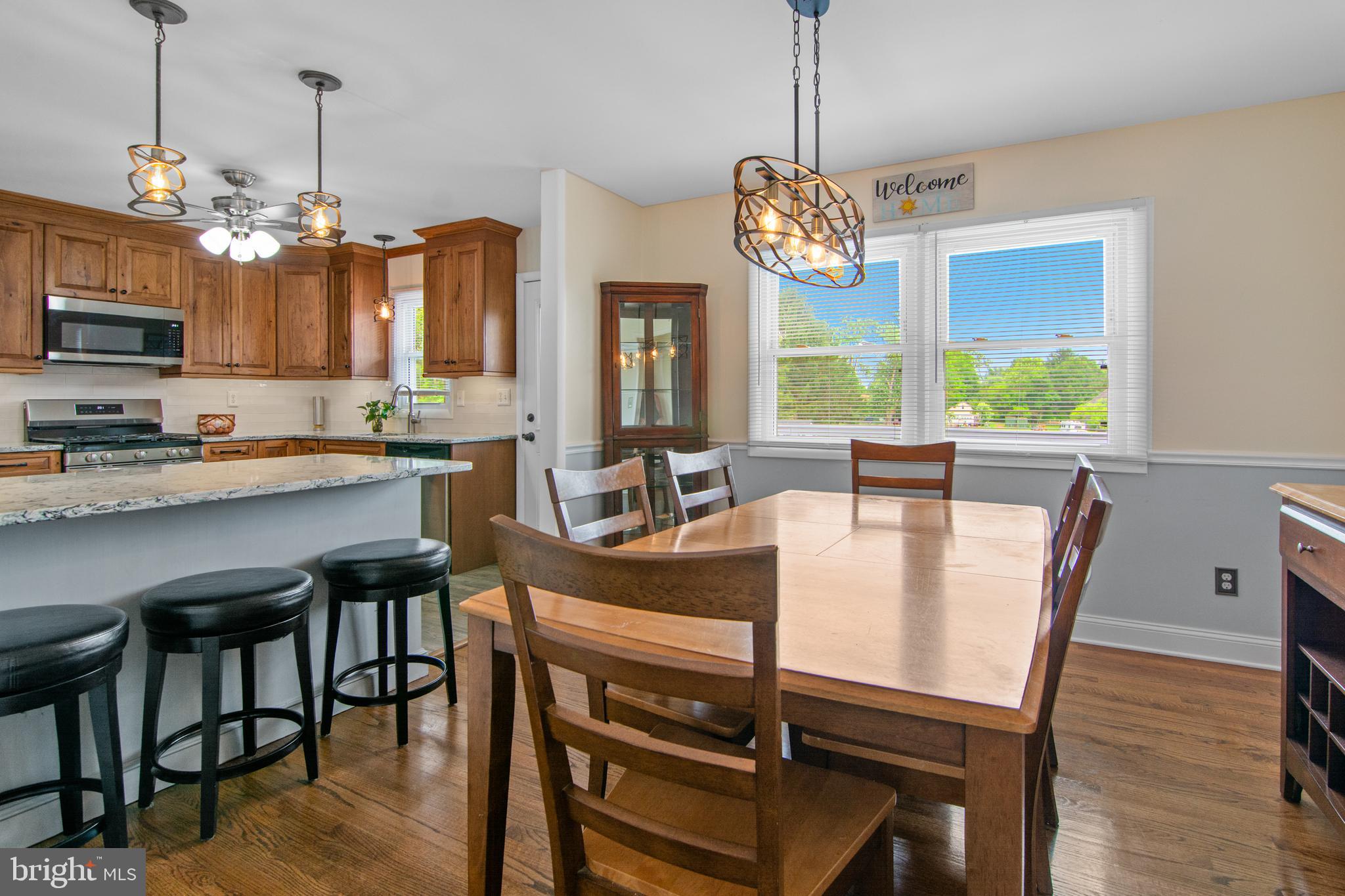 3223 SUFFOLK LANE