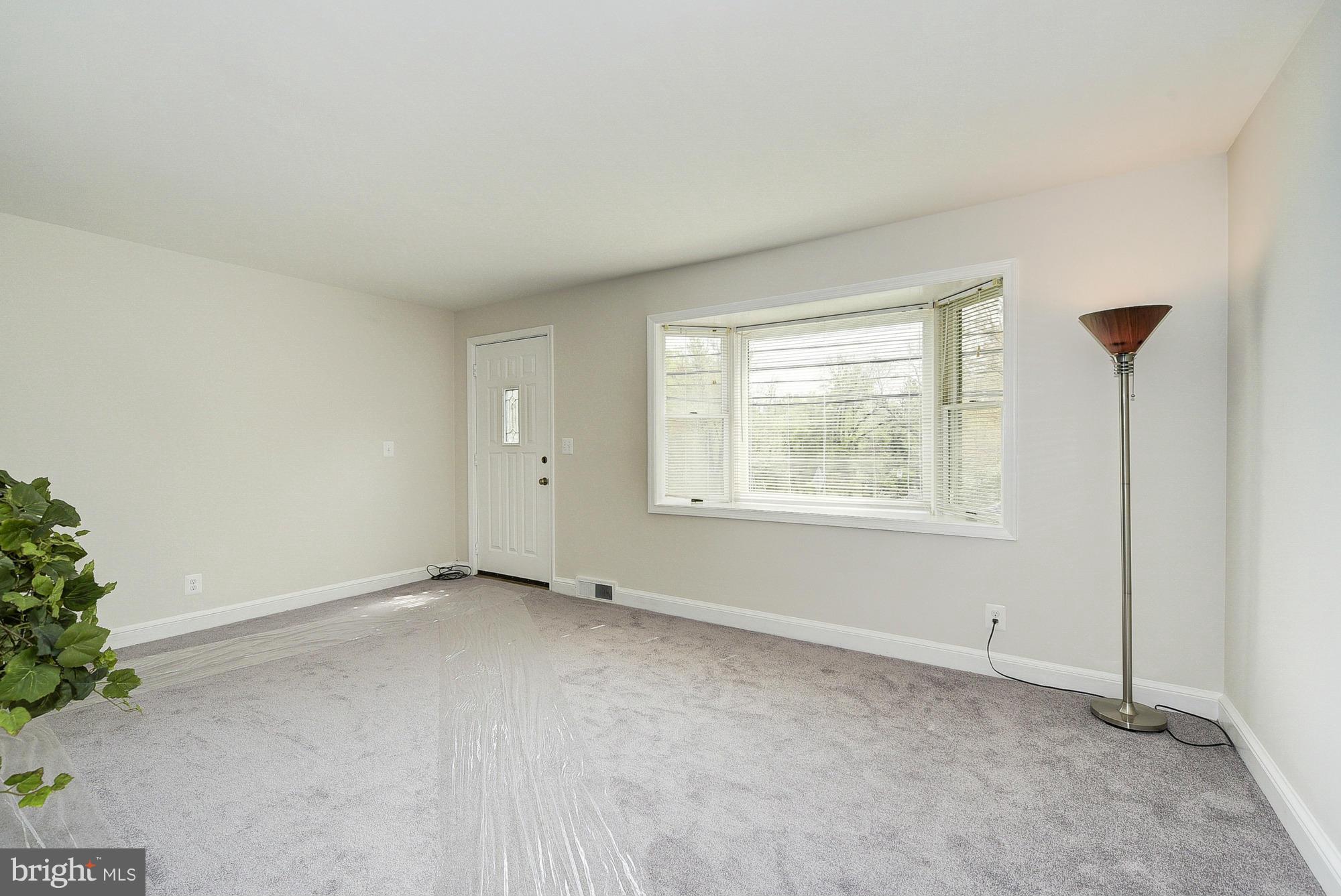 KENSINGTON - Residential