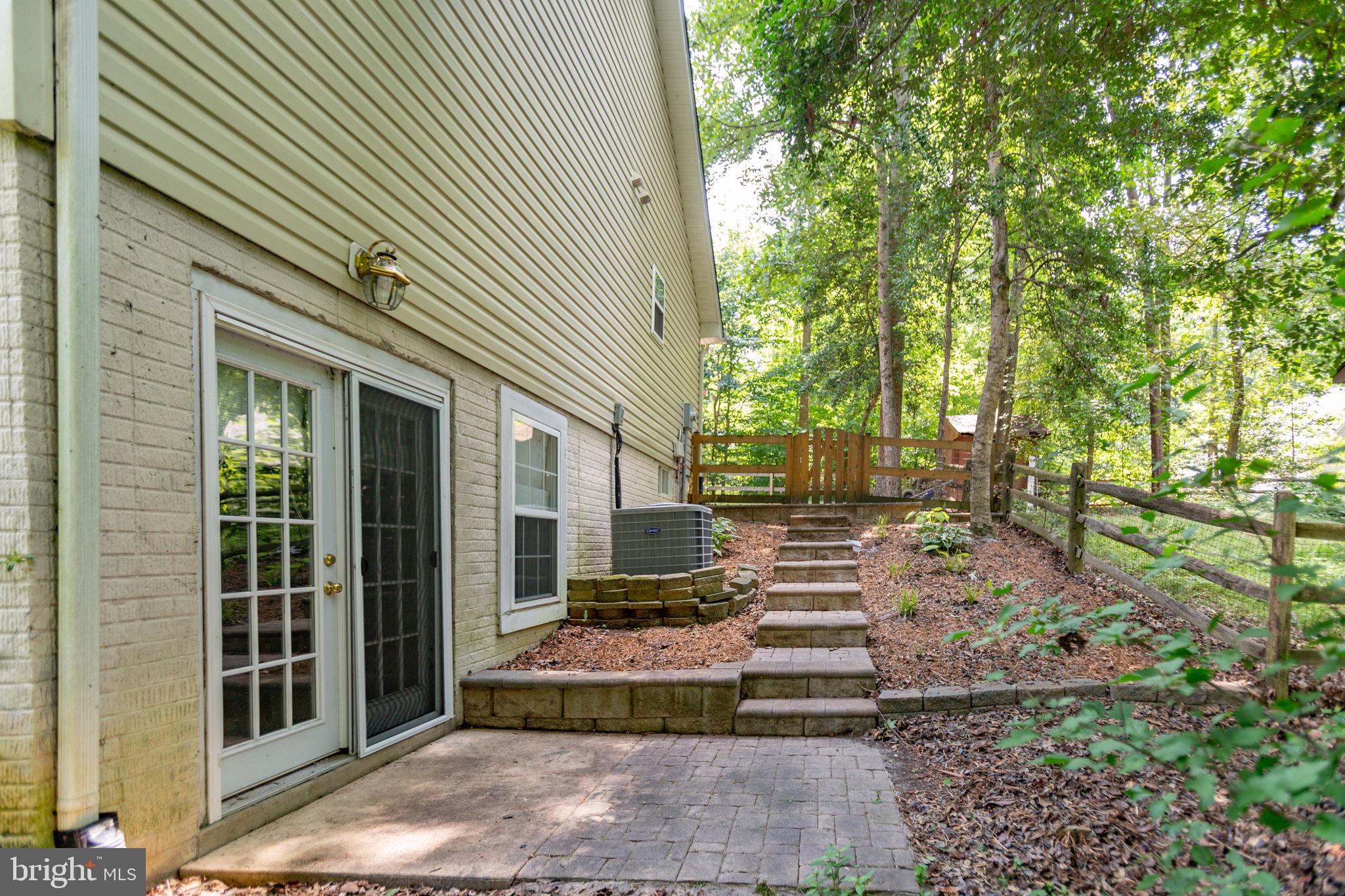 PRESIDENTIAL LAKES - Residential