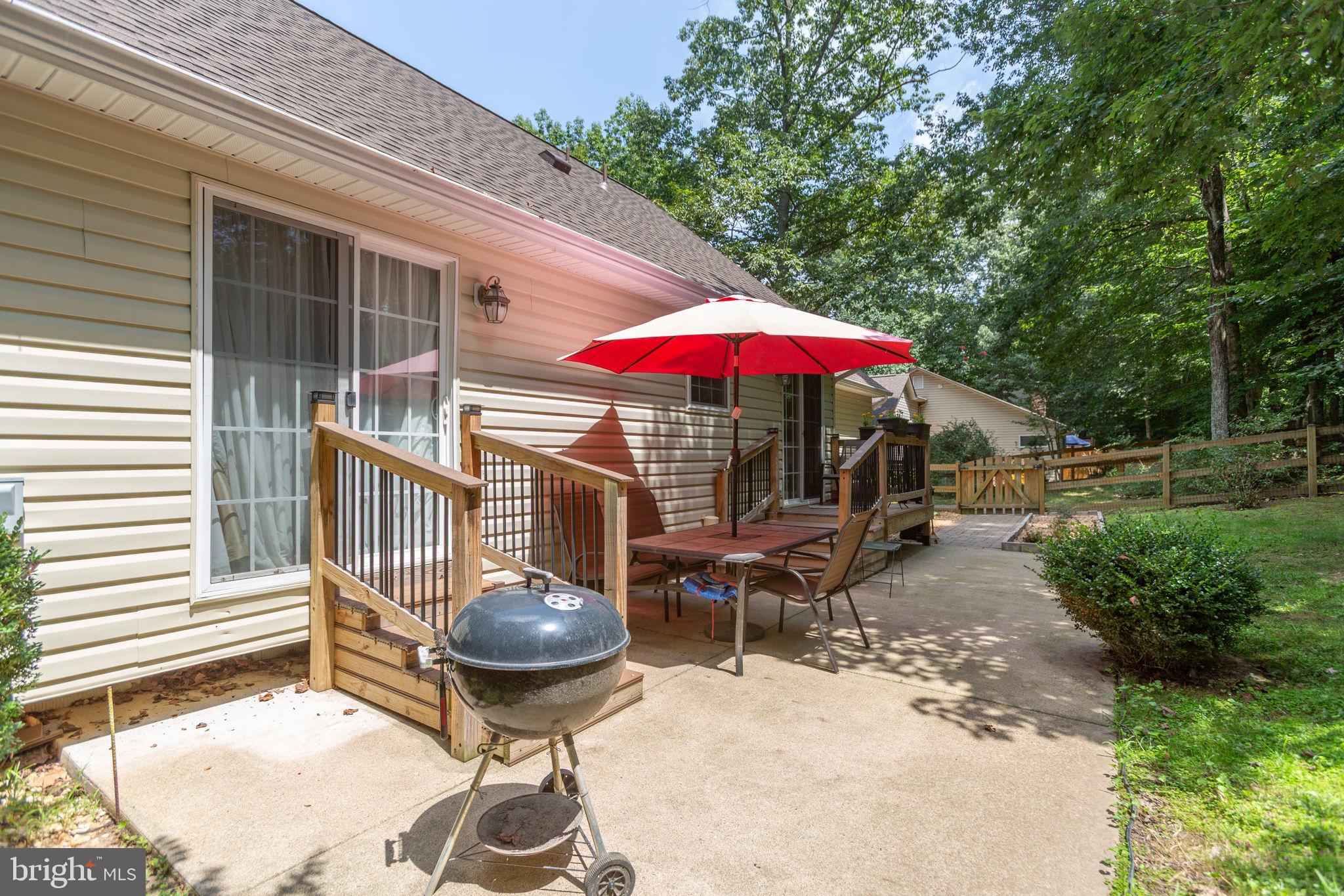 PRESIDENTIAL LAKES - Residential