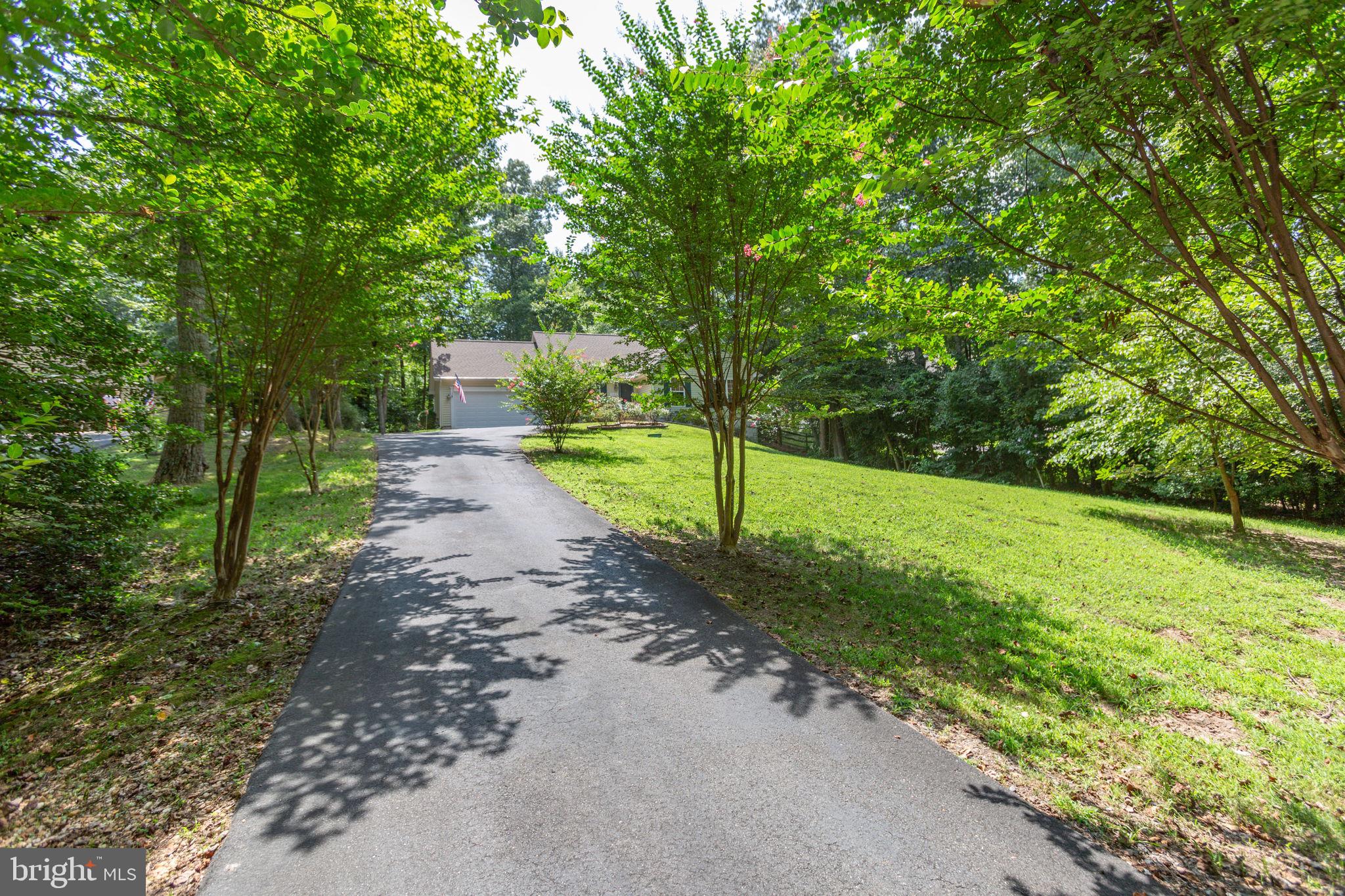 PRESIDENTIAL LAKES - Residential